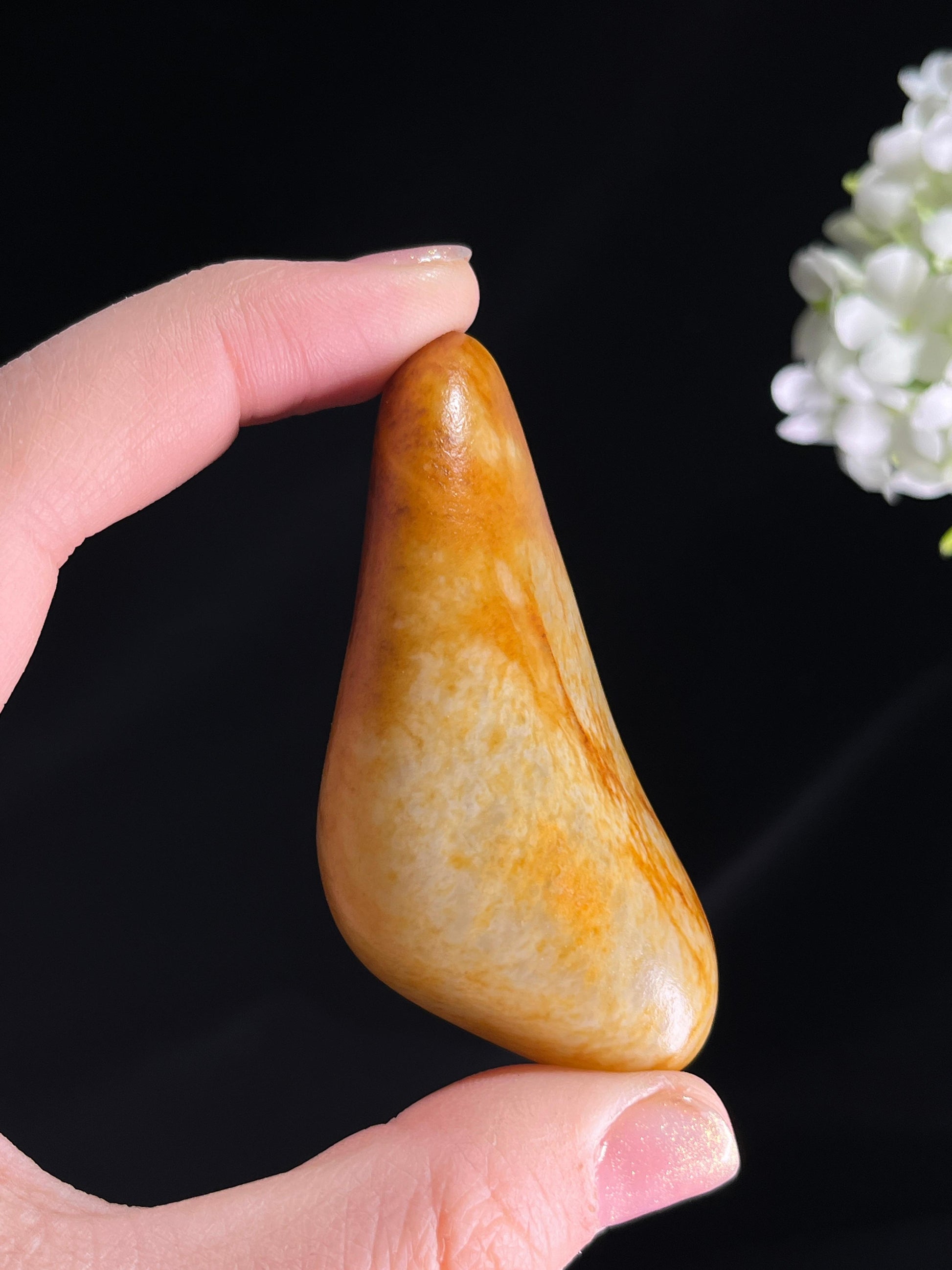 和田玉黄沁洒金皮籽料原石（yc266592）
