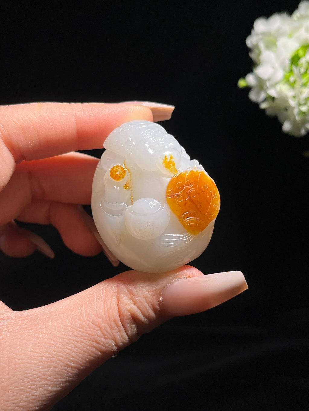 新疆天然和田玉籽料聚红皮羊脂白玉财神挂件（yc263429）