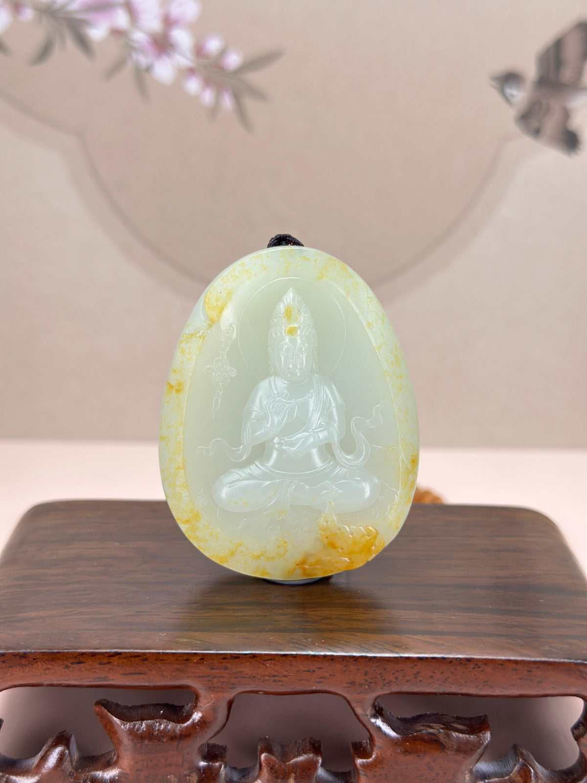珍品新疆和田玉白玉洒金皮籽料坐莲观音挂件（yc767593）