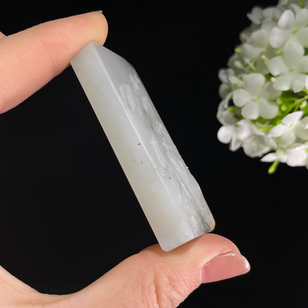 和田玉带墨青花“烟岚叠翠”籽料雕刻挂件（yc284607）