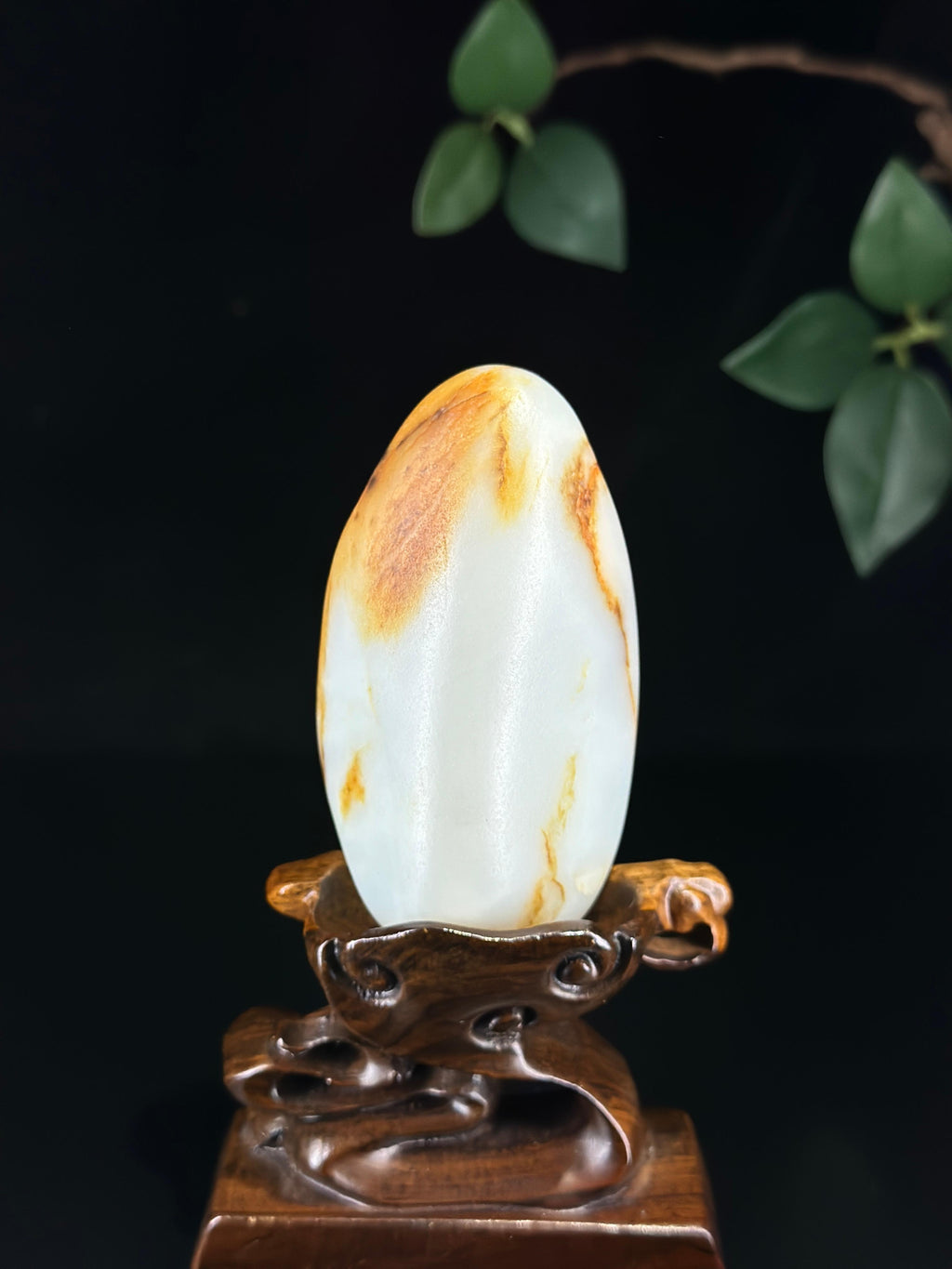 珍品新疆和田玉白沙枣红皮籽料原籽手把件（yc774143）
