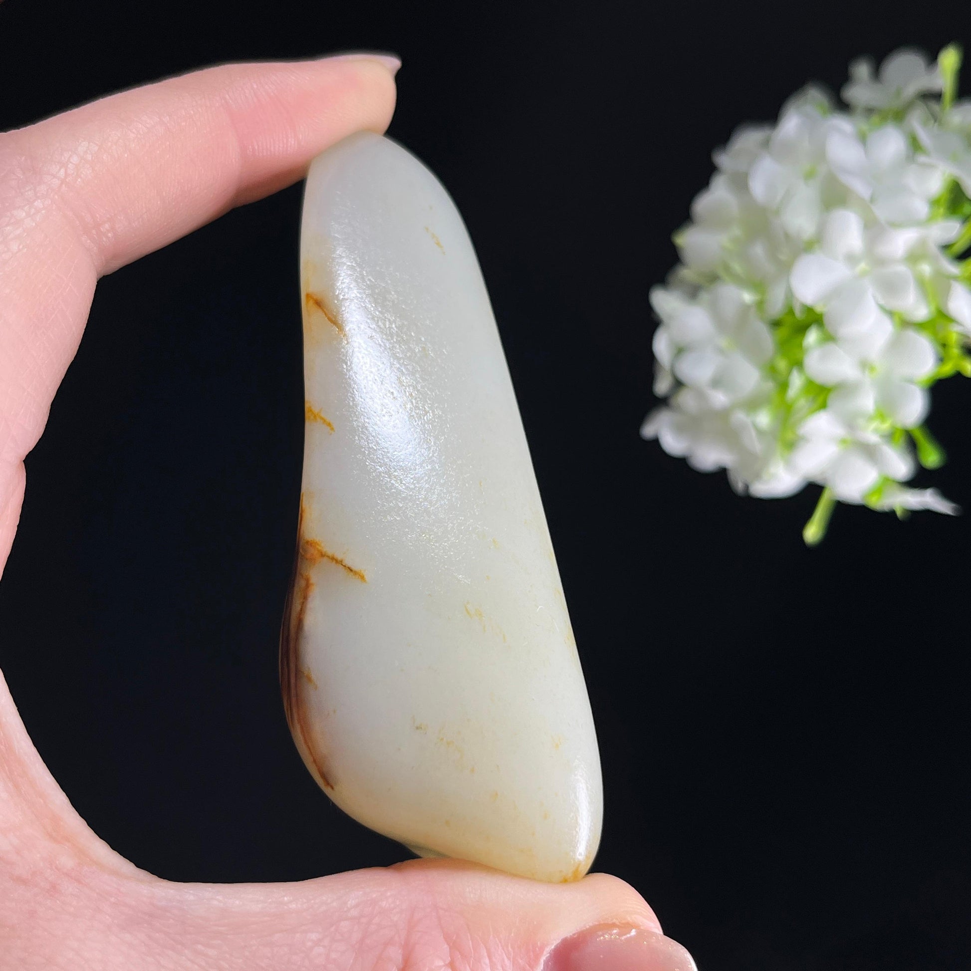 和田玉白玉“枫落江冷”黑红皮籽料（yc350673）