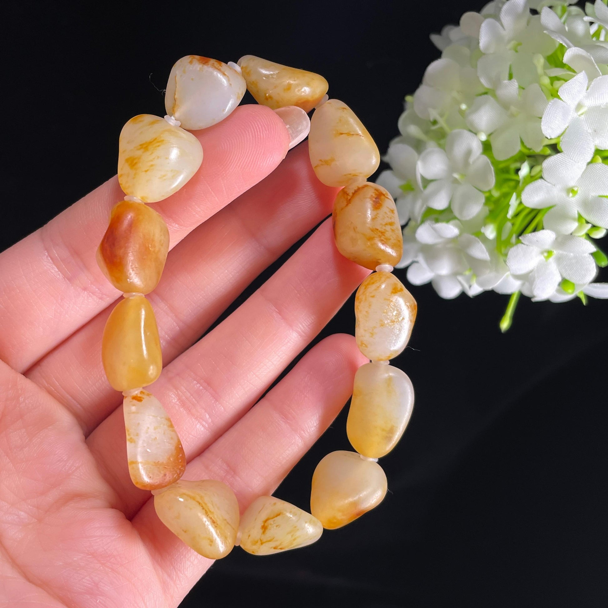 新疆天然和田玉白玉洒金皮聚红皮原籽手串（13颗）（yc393148）