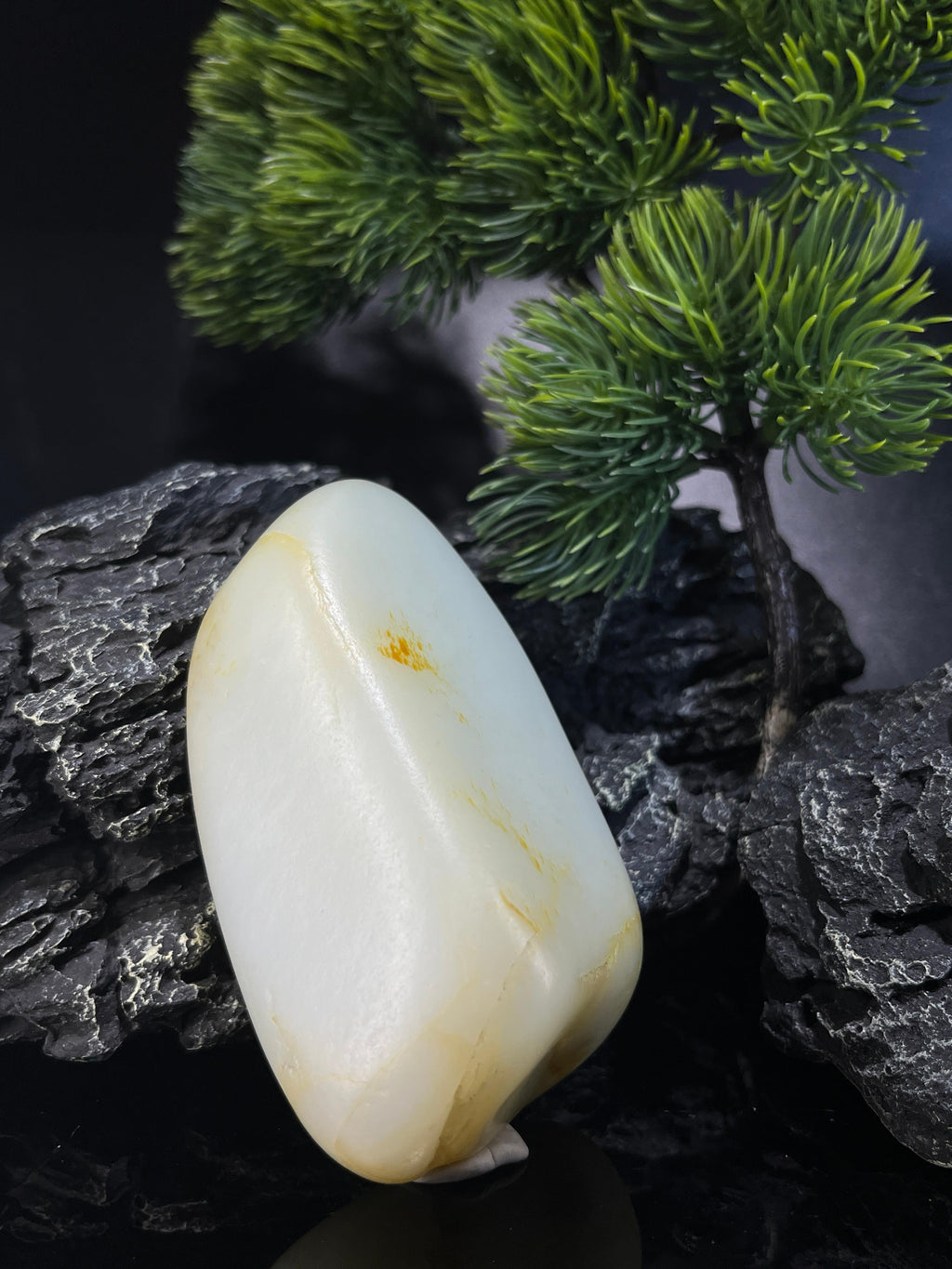 和田玉一级白洒金皮原籽摆件（yc212556）