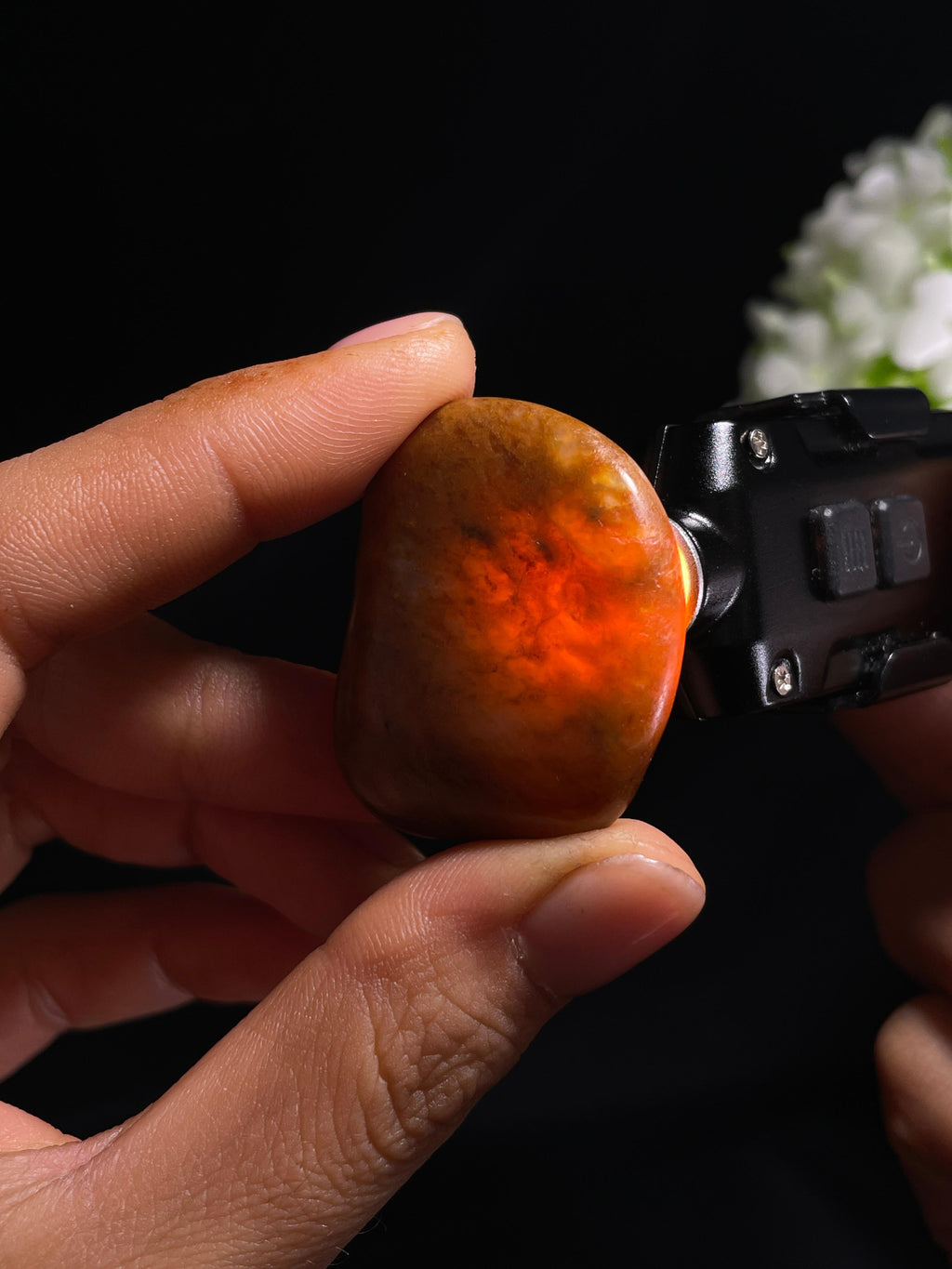 和田玉黄沁籽料原石（yc264639）