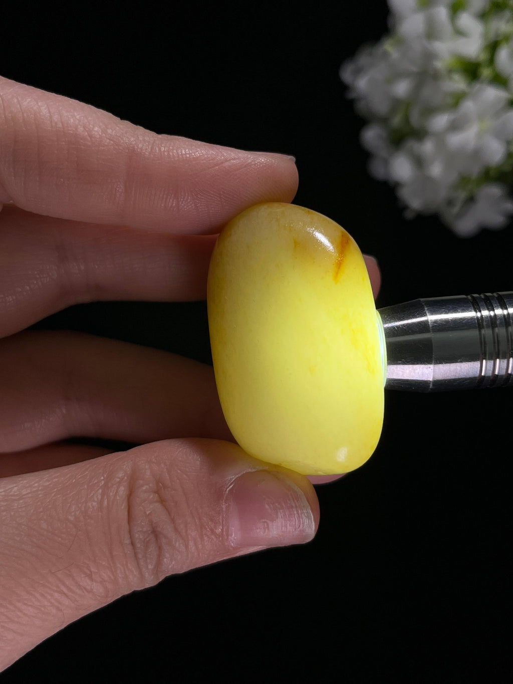 新疆和田玉小精品洒金沁色油皮籽料原石（yc255627）