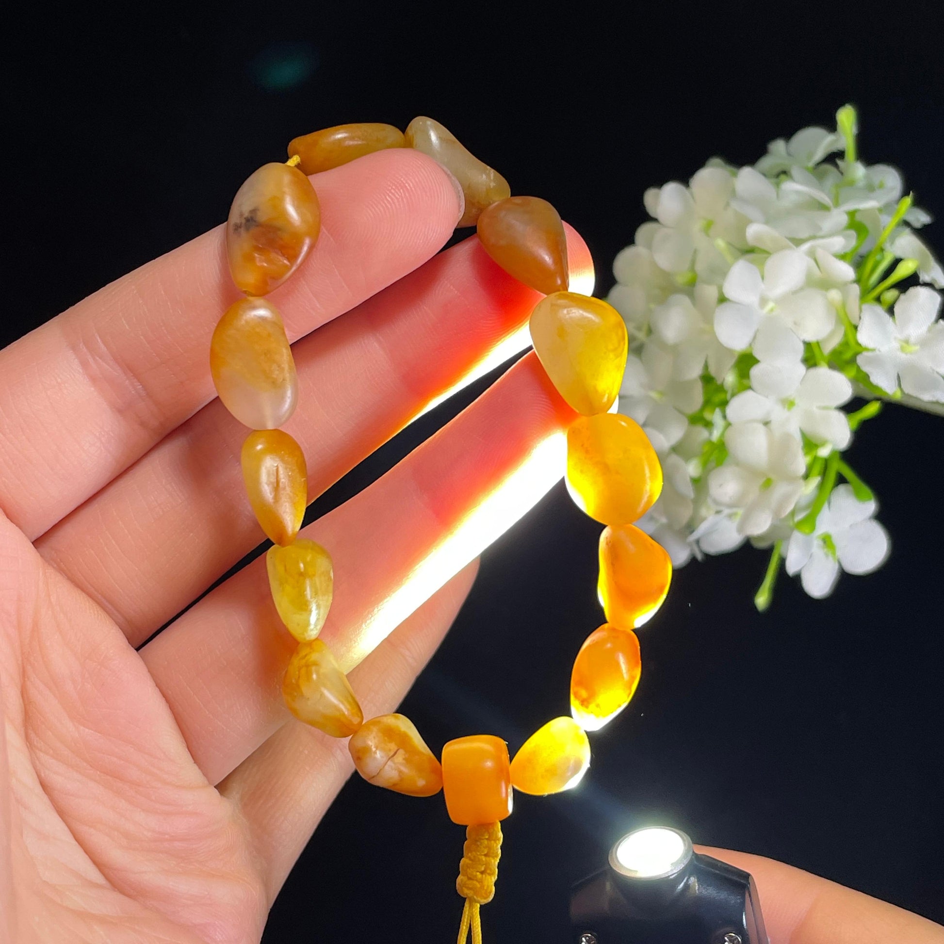 和田玉白玉洒金皮聚红皮原籽手串（14颗）（yc419152）