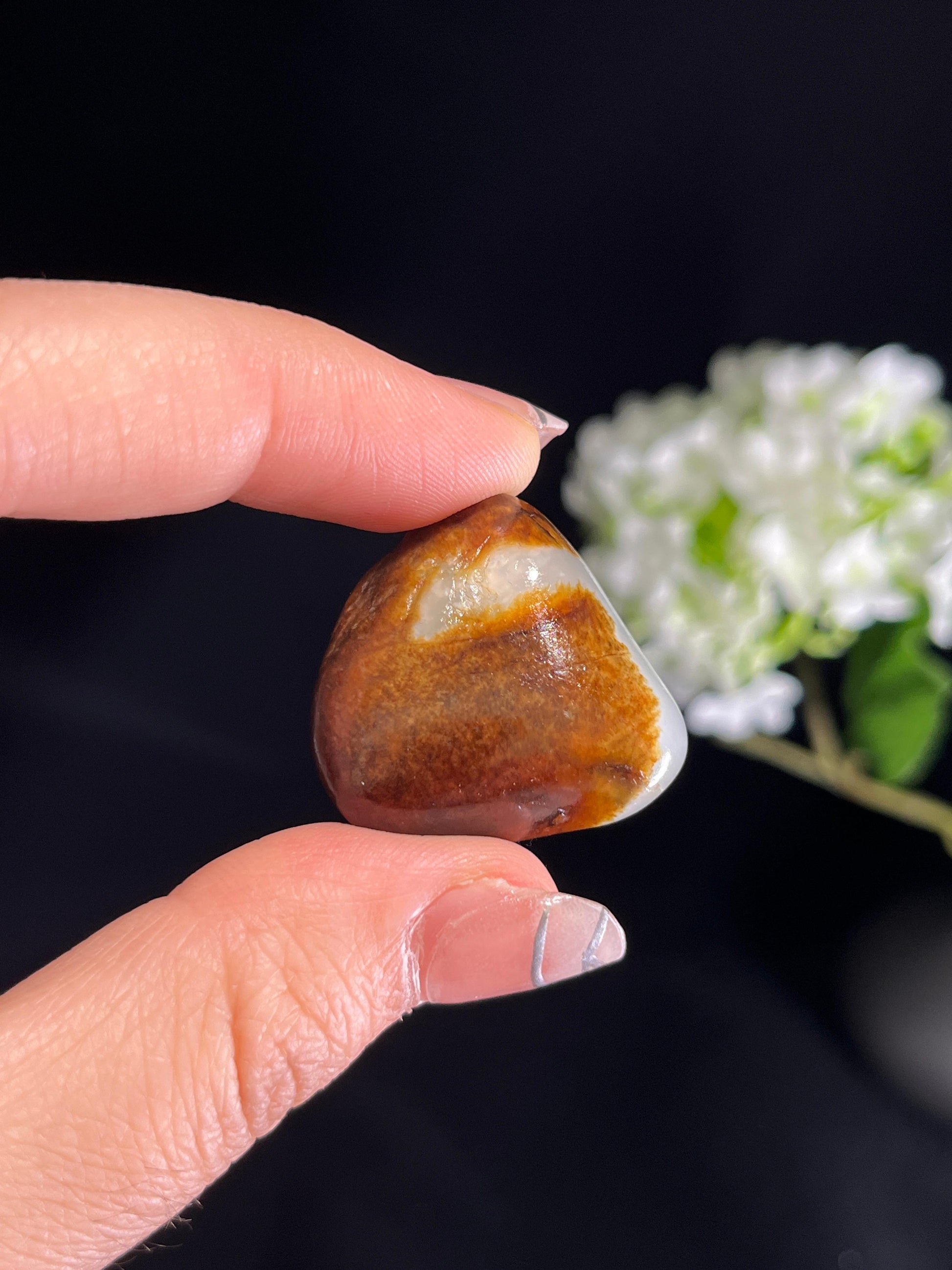 新疆和田玉红皮白肉随形包金挂件籽料原石（yc250204）