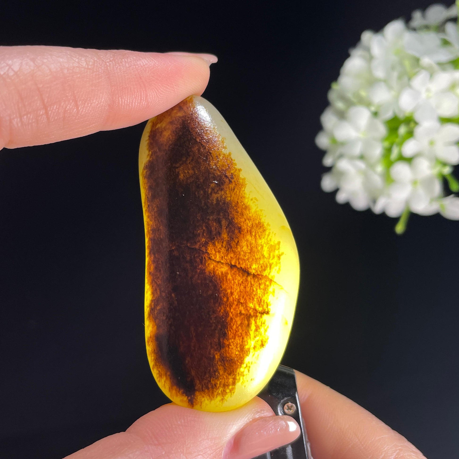 2026.4.9广告流，和田玉白玉“远江黛影”秋梨皮聚黑皮籽料（yc386251）