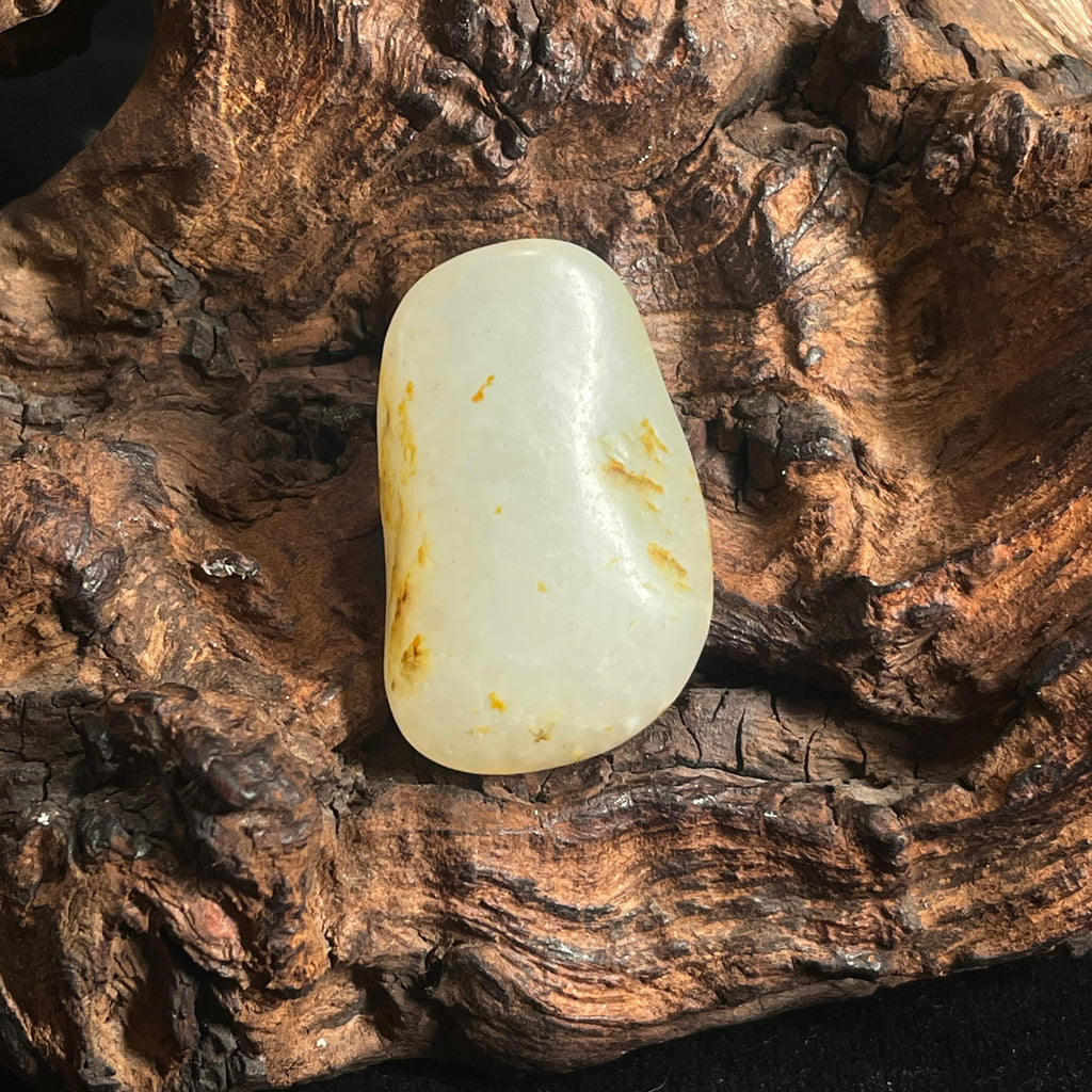 和田玉白玉“墨痕星雨”洒金皮黑皮籽料（yc416717）