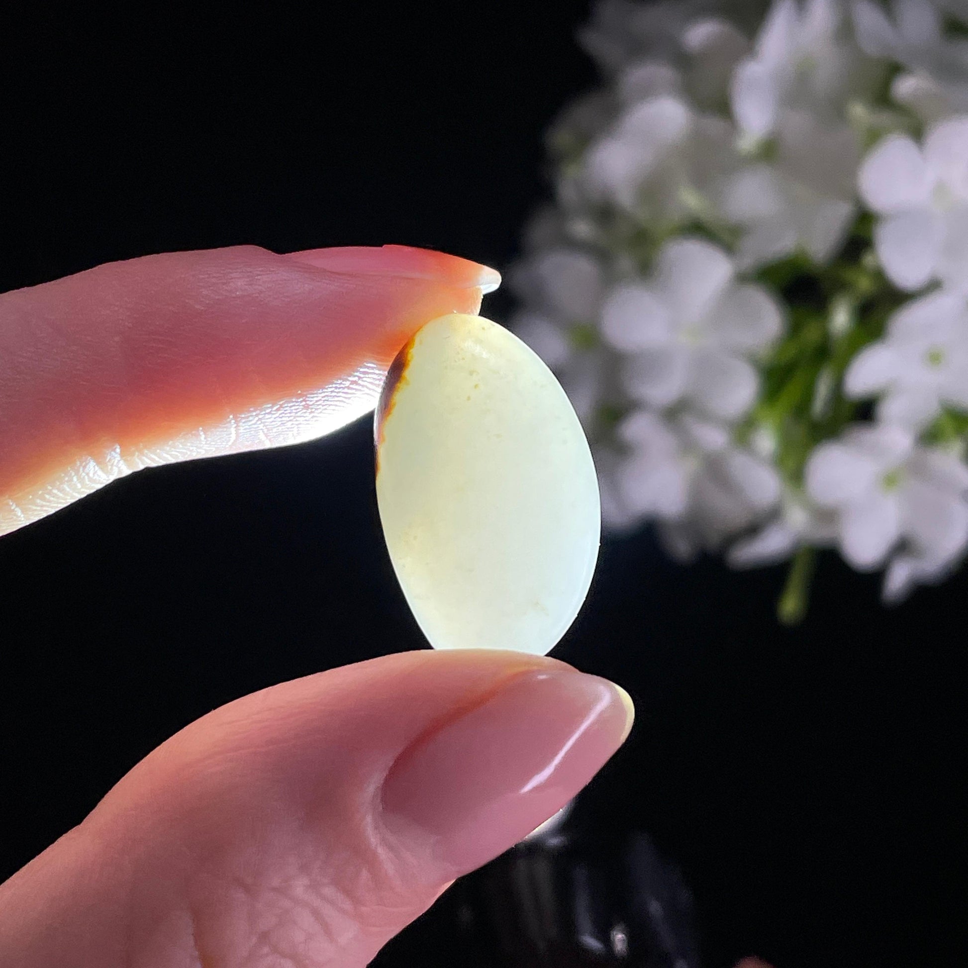 新疆天然和田玉白玉黑红皮精品戒面籽（yc363087）
