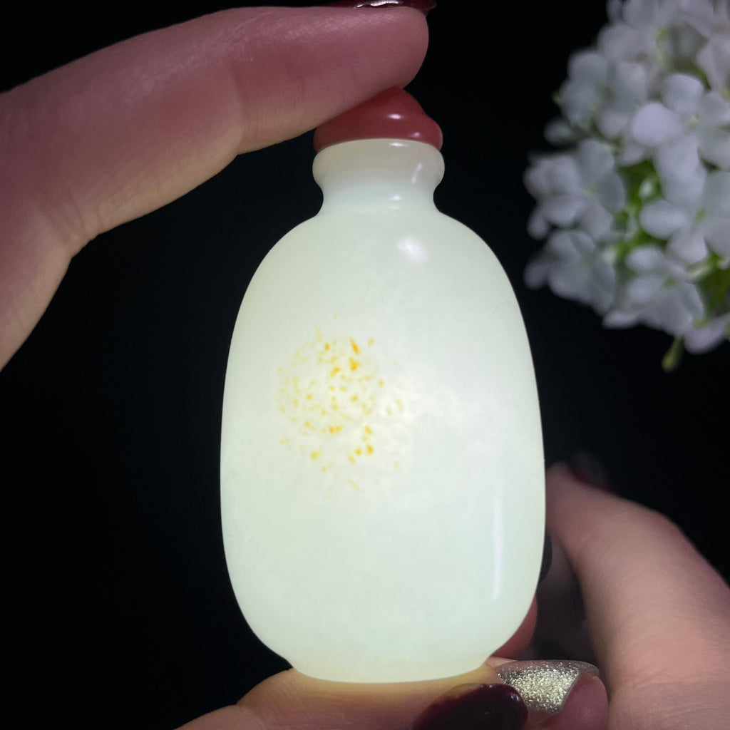 和田玉羊脂白玉洒金皮籽料烟壶（yc337080）
