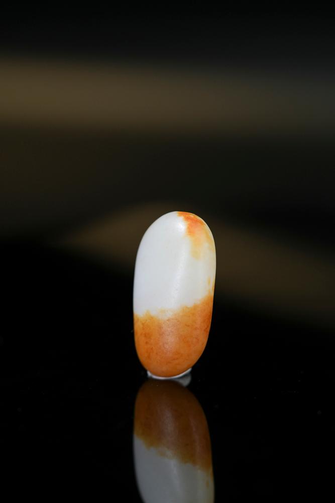 新疆和田玉黄皮洒金皮“金沁凝脂”籽料原石（yc251715）