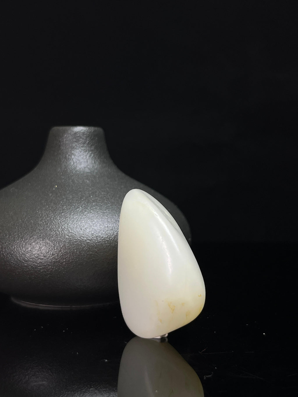 新疆和田玉籽料原石羊脂白玉挂件洒金皮（yc235074）