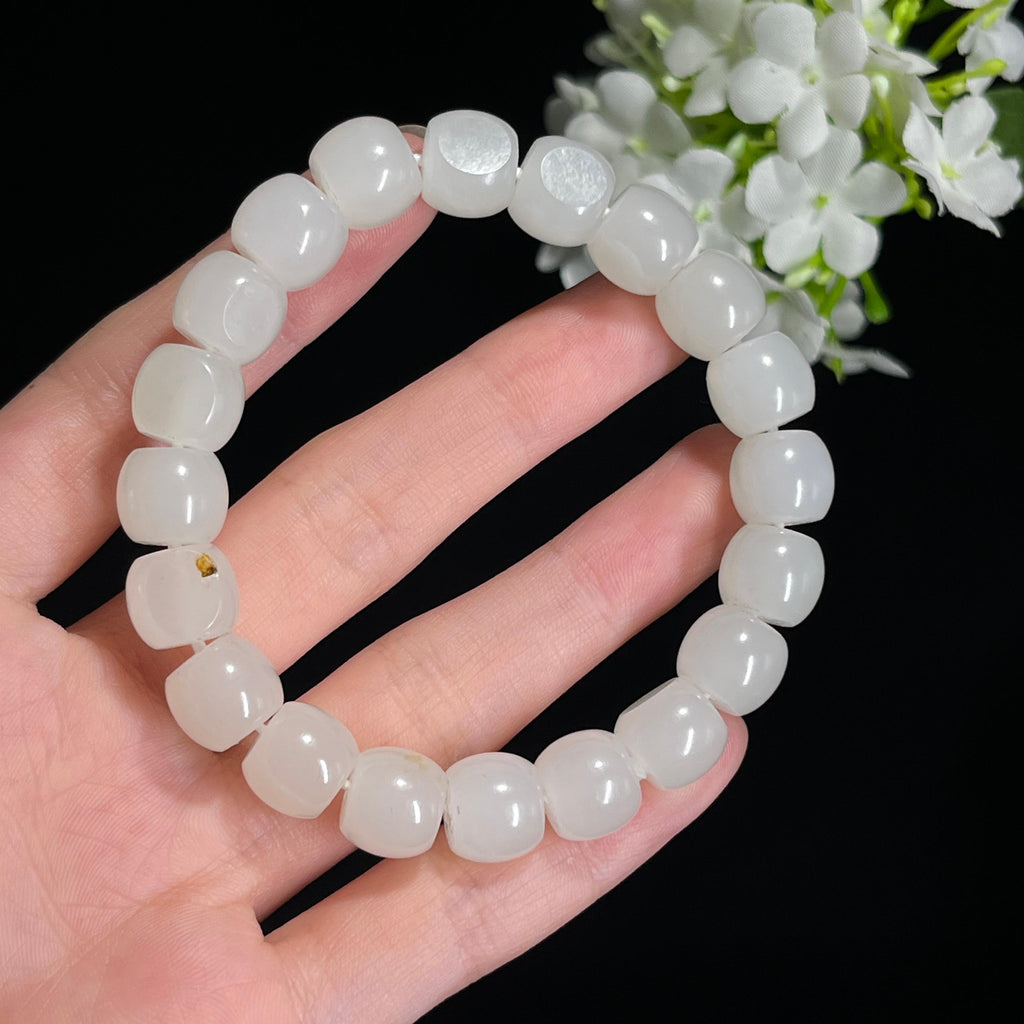 和田玉白玉“冷月凝霜”籽料手串（yc300987）
