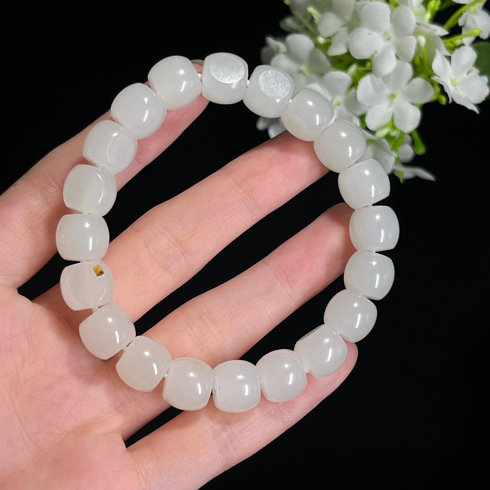 和田玉白玉“冷月凝霜”籽料手串（yc300987）