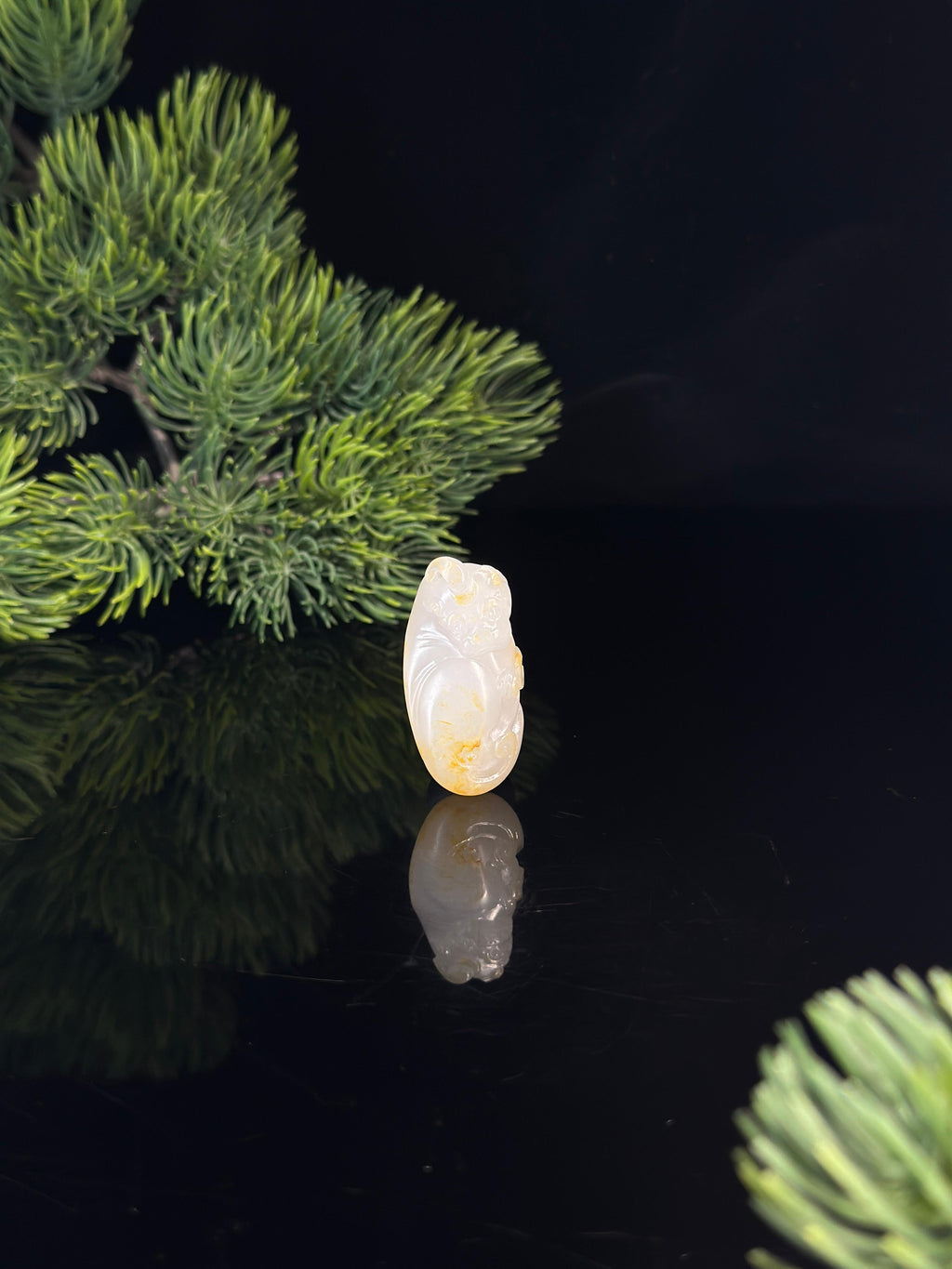 新疆和田玉白玉洒金皮精品籽料貔貅挂件（yc479400）