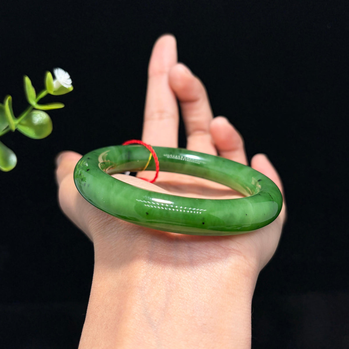 和田碧玉菠菜绿圆条手镯（yc783780）