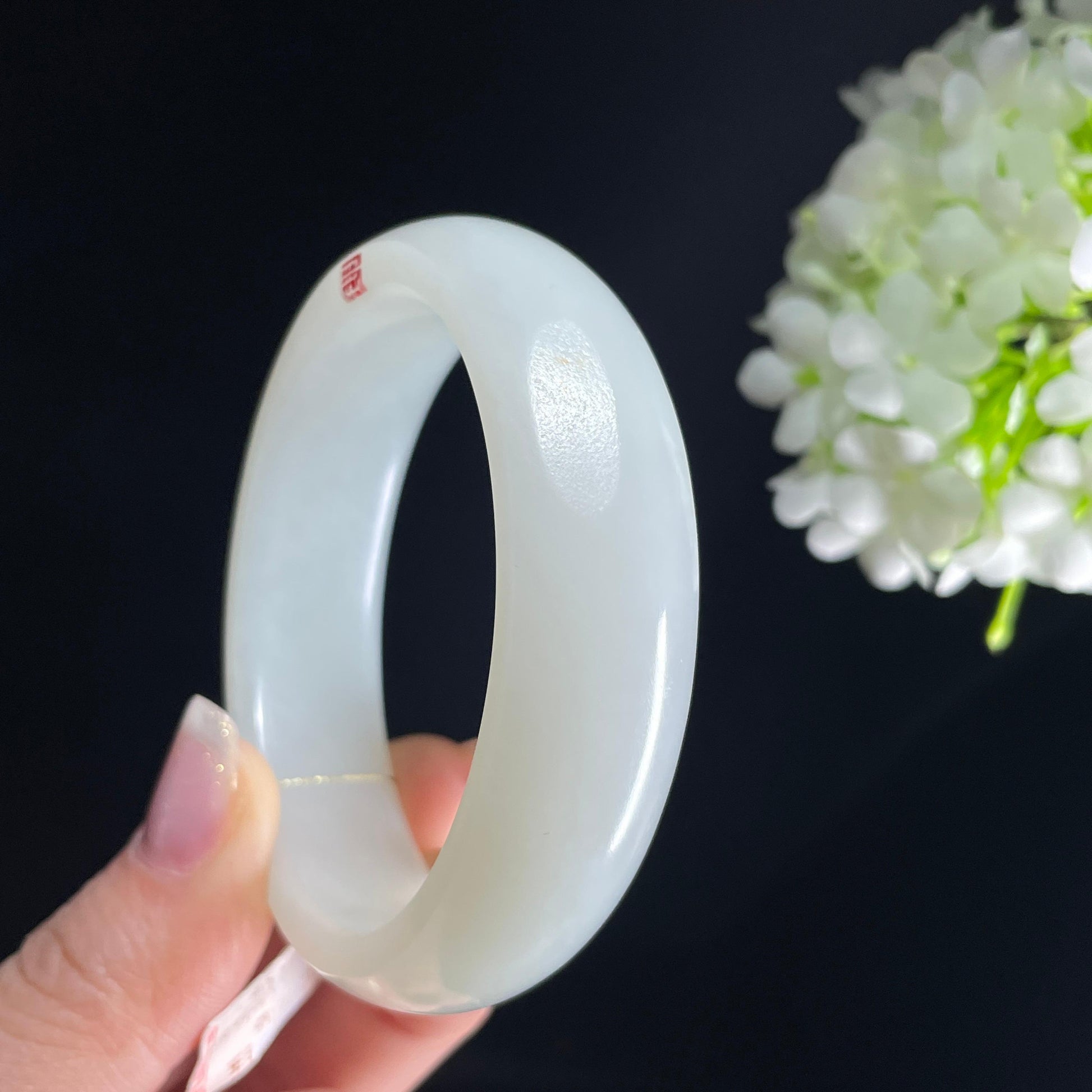 2026.4.21新疆天然和田玉“清辉纳福”籽料羊脂白玉手镯（yc389853）