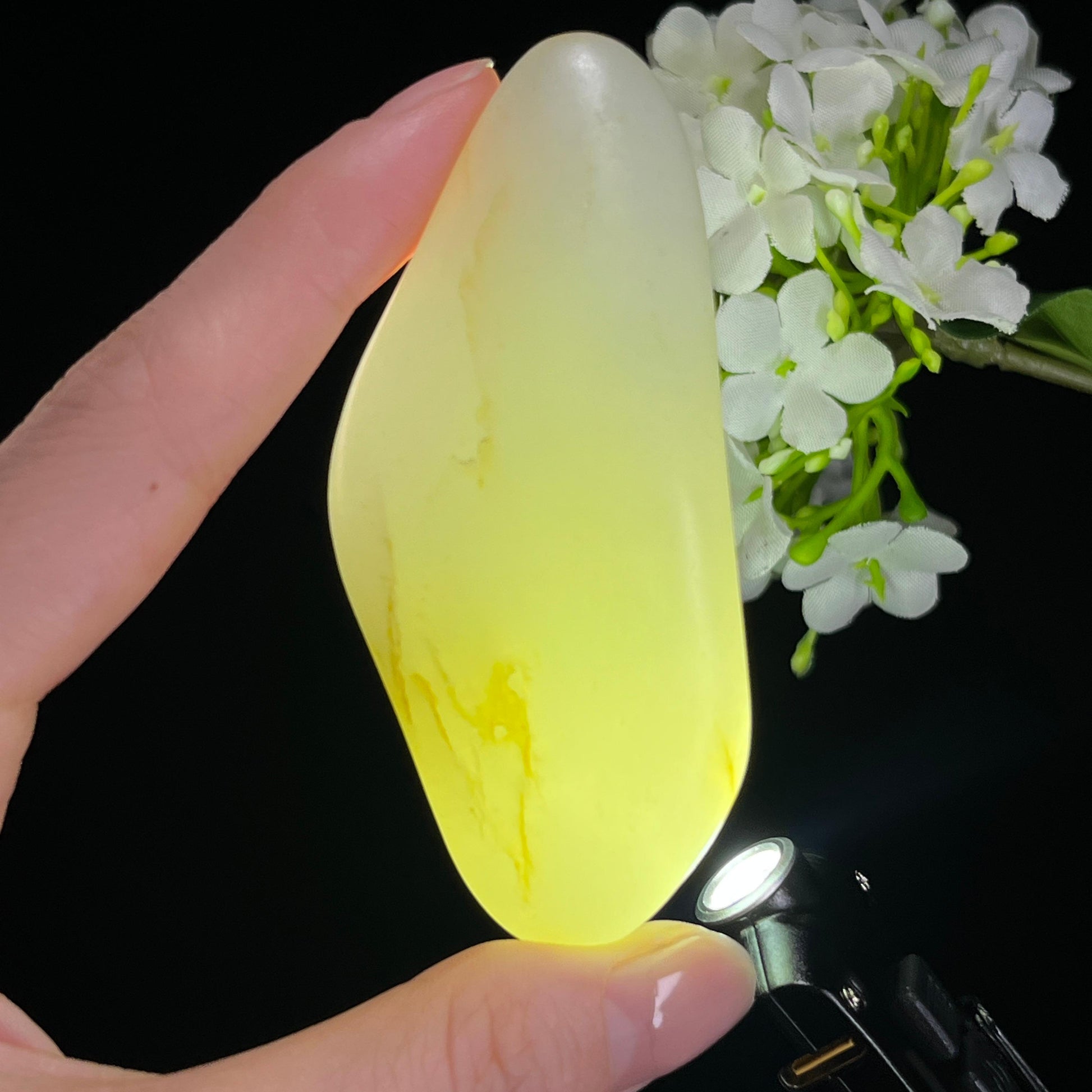 和田玉一级白玉洒金皮籽料原石手把件（yc308510）