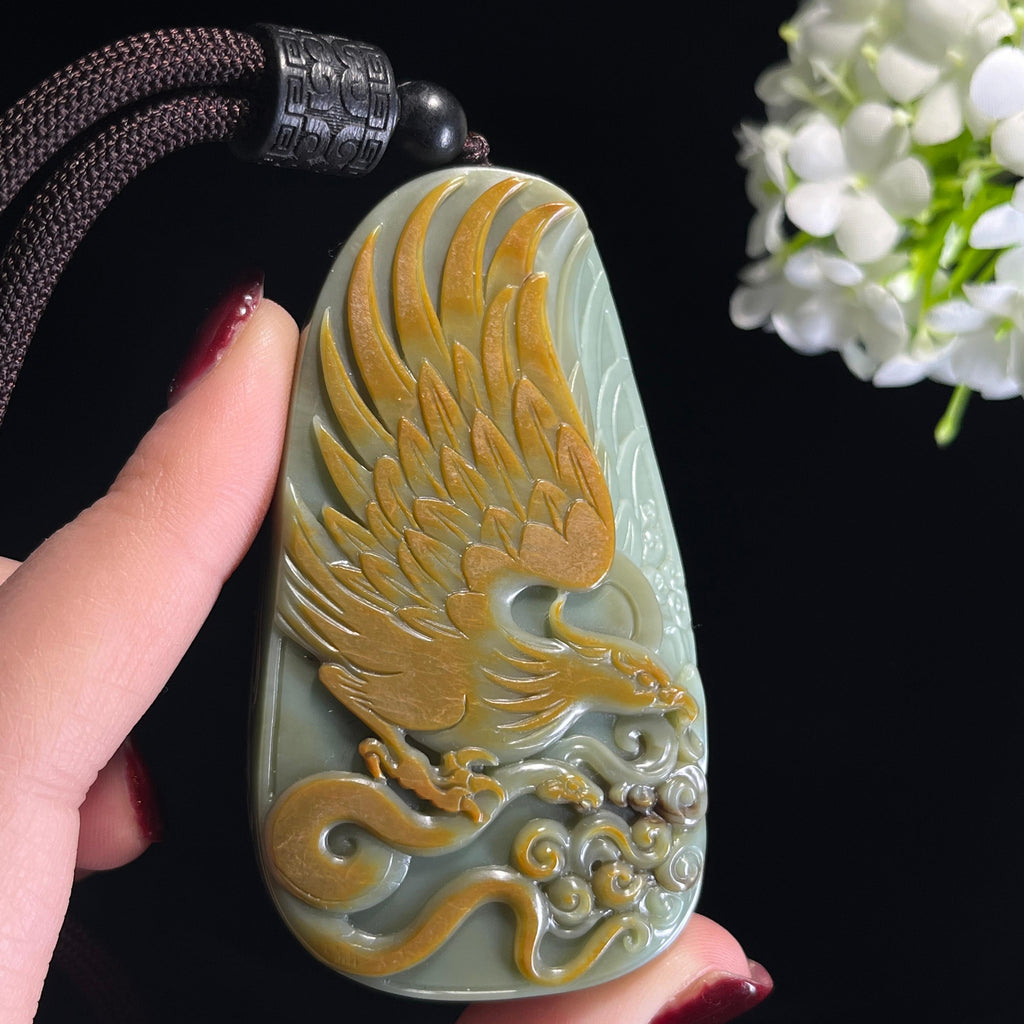 和田玉沙枣青“凤仪天下”红皮籽料凤凰雕刻（yc333870）