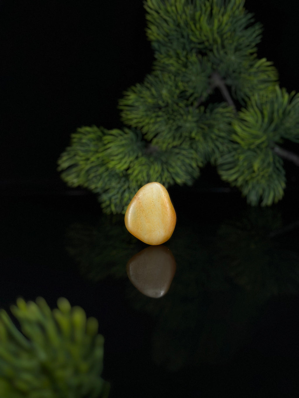 新疆和田玉青白玉通体洒金皮挂件籽（yc505020）