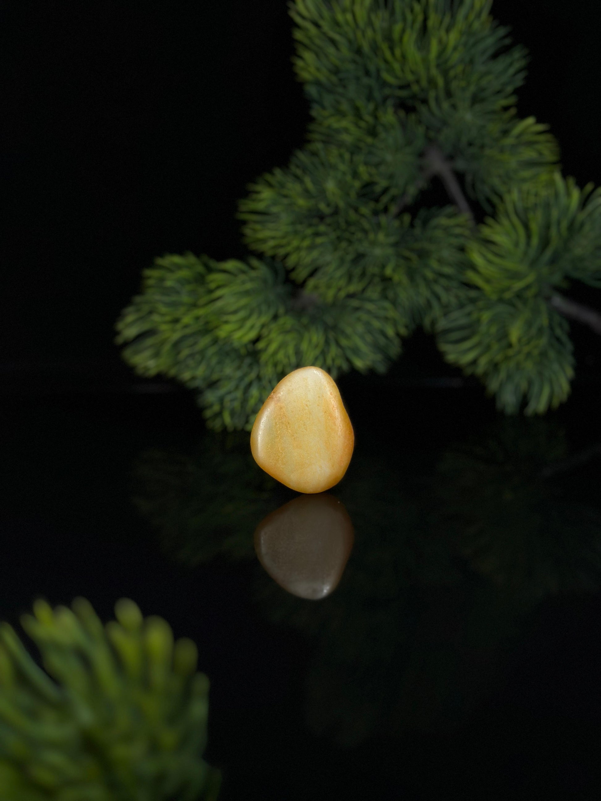 新疆和田玉青白玉通体洒金皮挂件籽（yc505020）