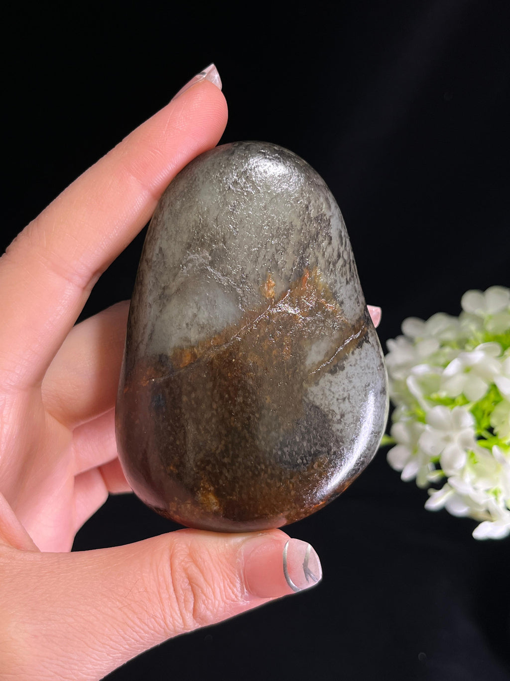 新疆和田玉天然油库籽料原石手把件（yc250206）