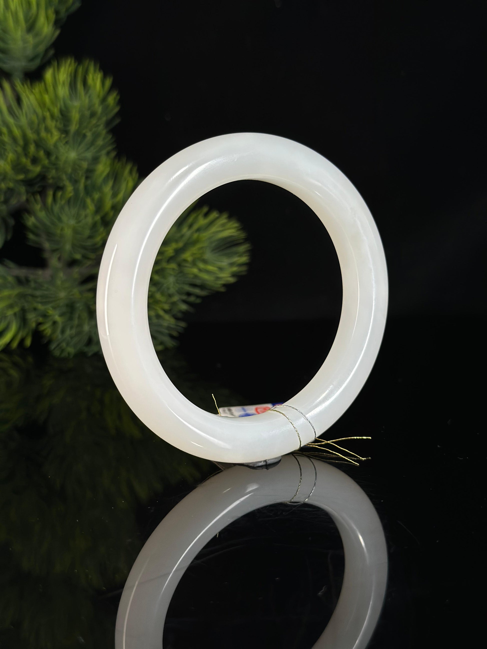 和田玉精品羊脂白玉泥鳅背手镯（卡58）（yc468110）
