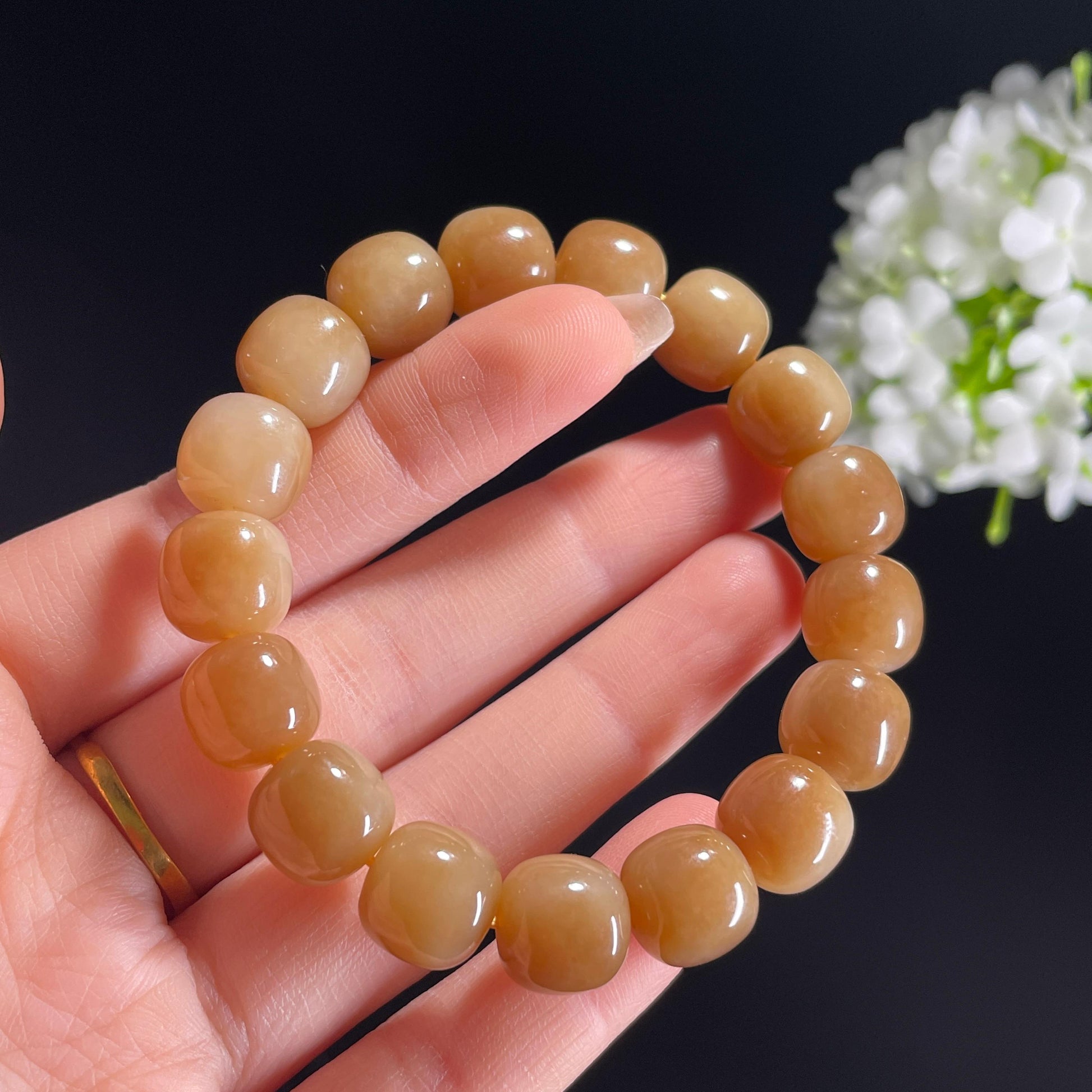 和田玉糖白玉“蜜合暖香”老型珠手串（yc332128）