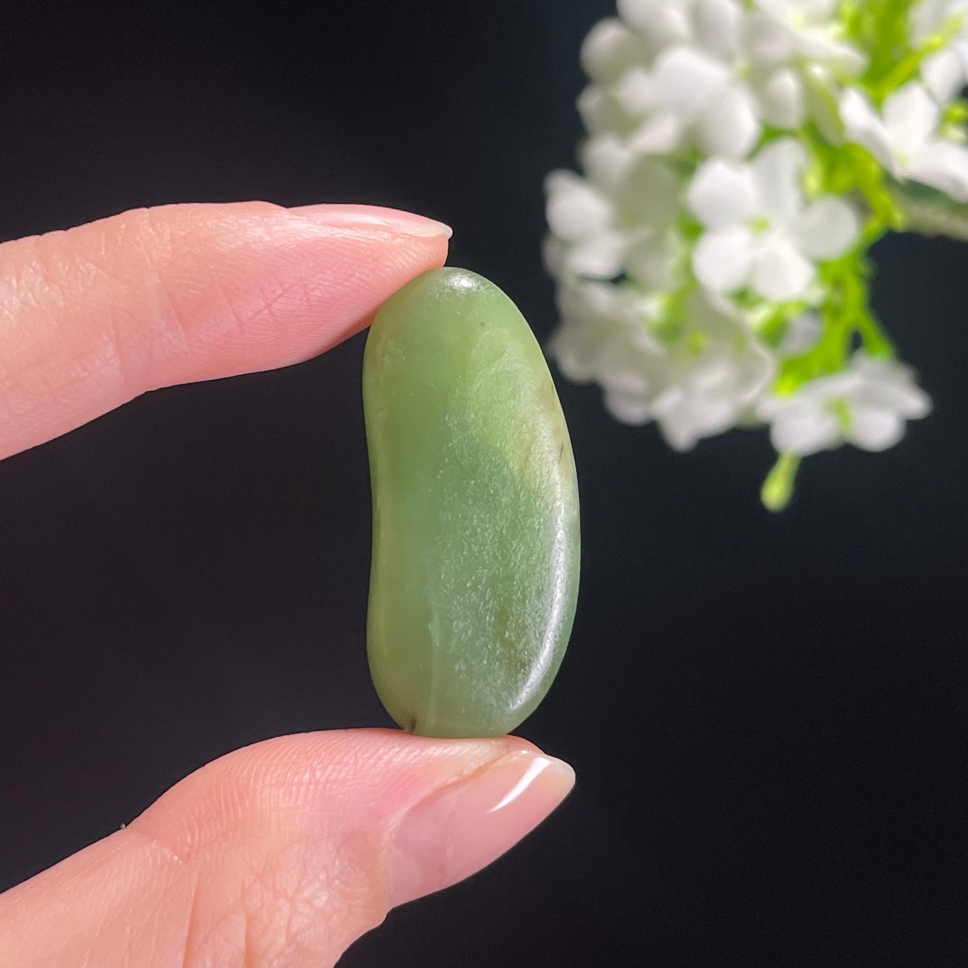 和田玉青玉“竹影新叶”籽料原石（yc311967）