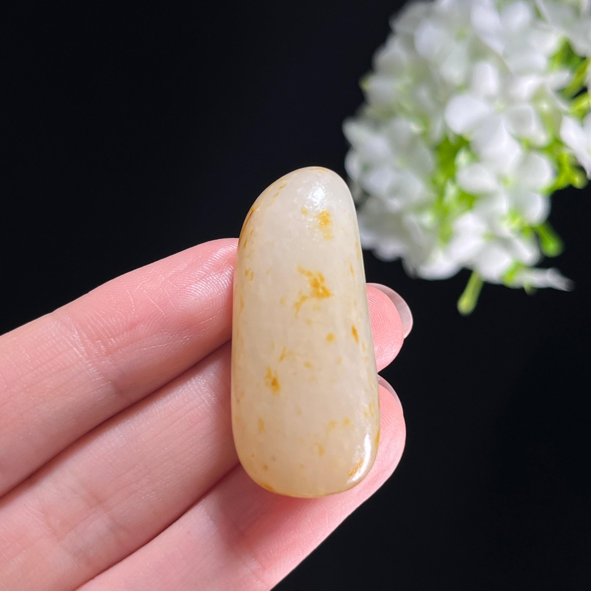 和田玉白玉“闲庭落金”洒金皮籽料（yc351089）