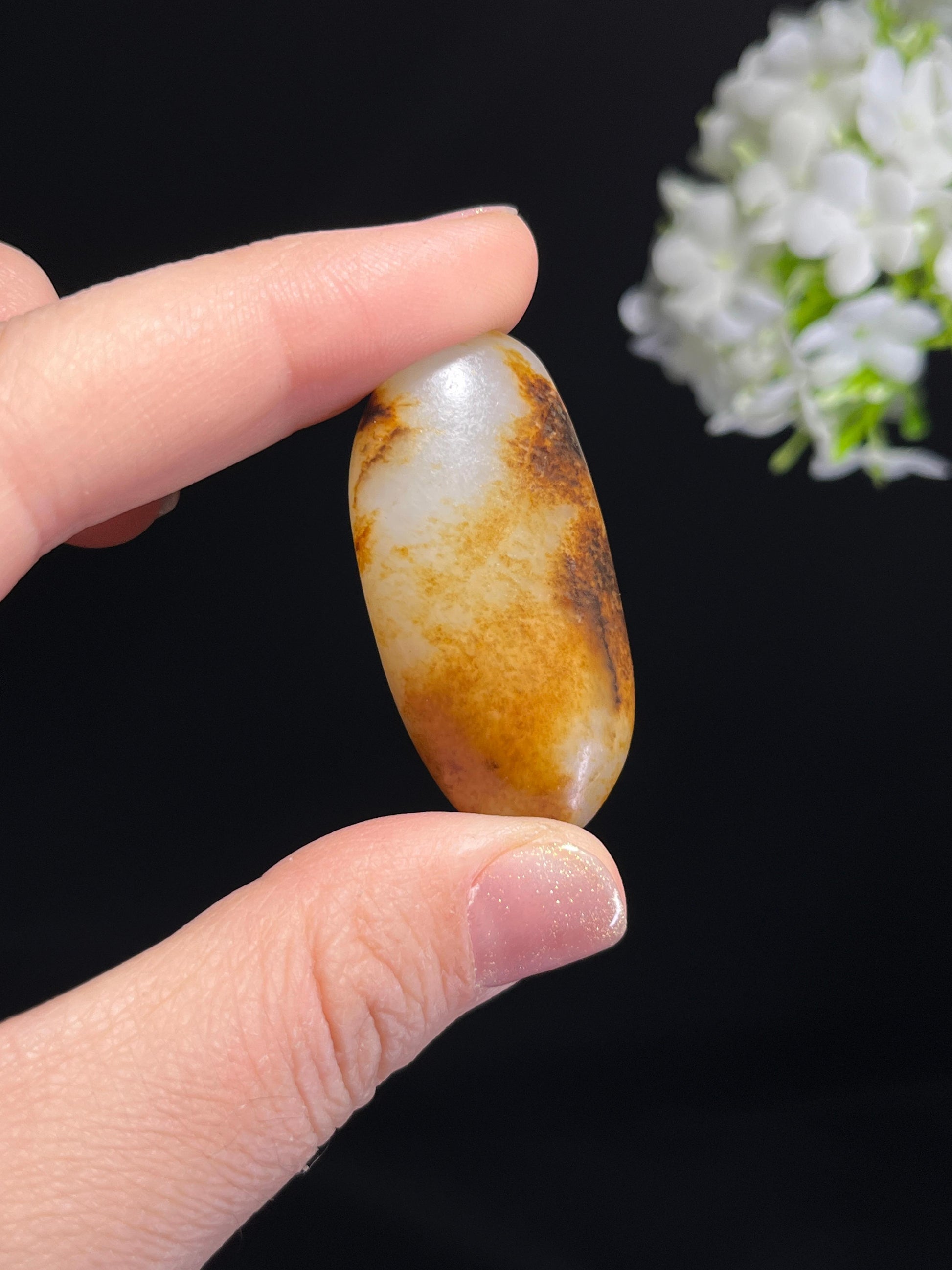 和田一级白玉意境秋梨皮籽料原石（yc264506）