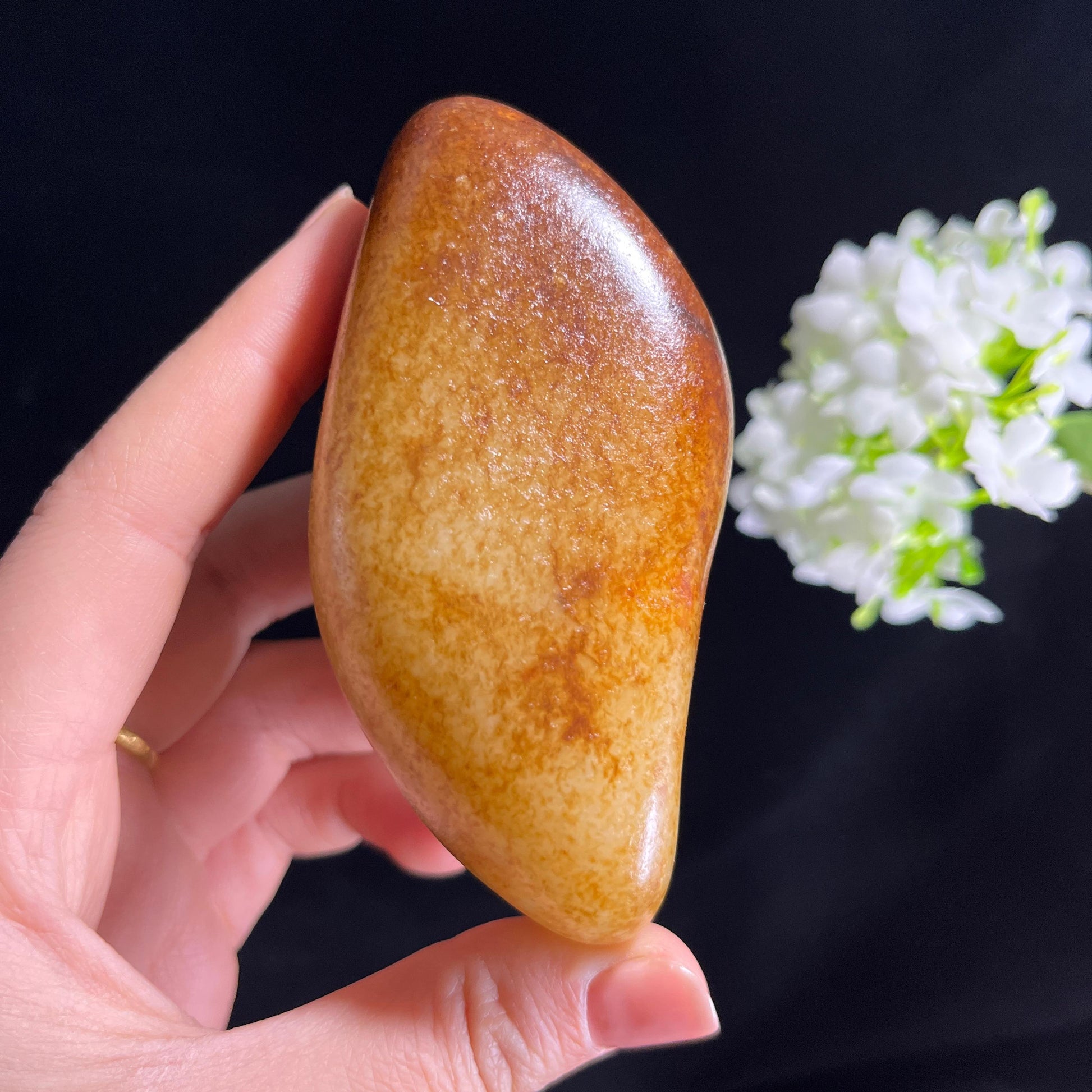 和田玉白玉黑红皮“金褐聚财”籽料原石（yc280736）