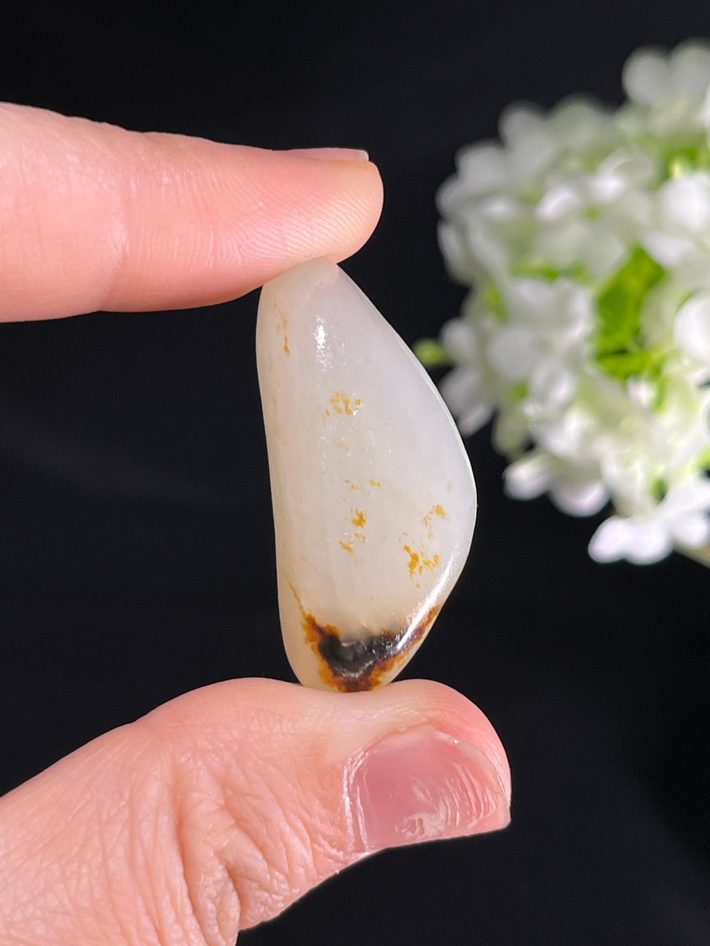 和田玉洒金皮白肉籽料原石（yc249841）