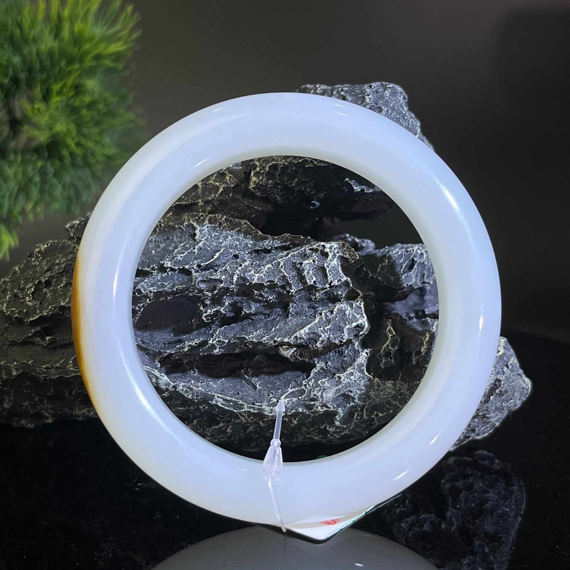 和田玉羊脂玉且末糖白手镯（yc206728）