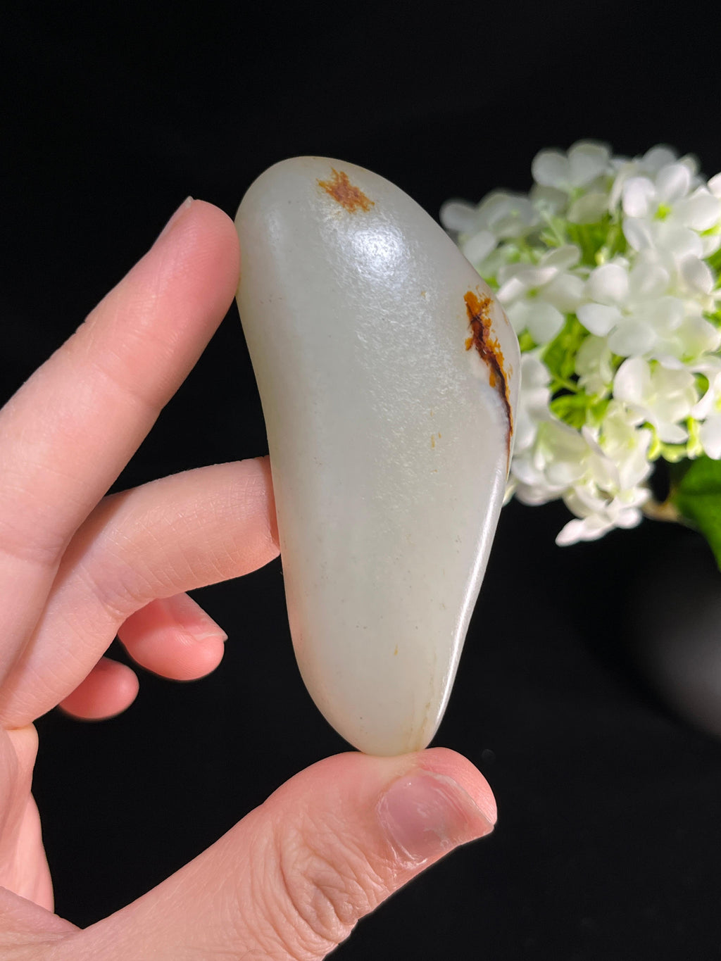 新疆和田玉白玉带红皮籽料原石手把件（yc250952）