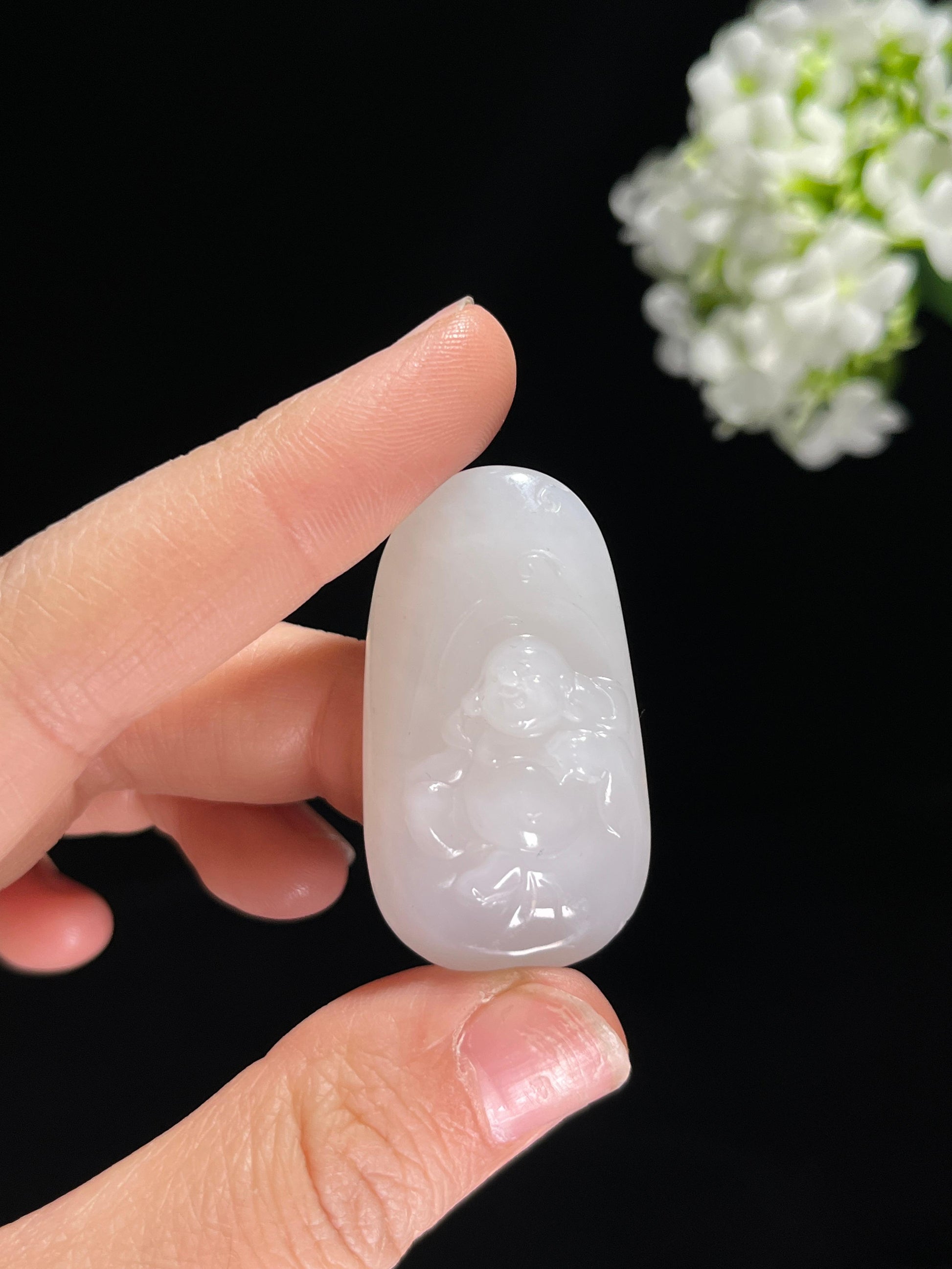 和田玉白玉“慈悲为怀”弥勒佛雕刻挂件（yc257305）