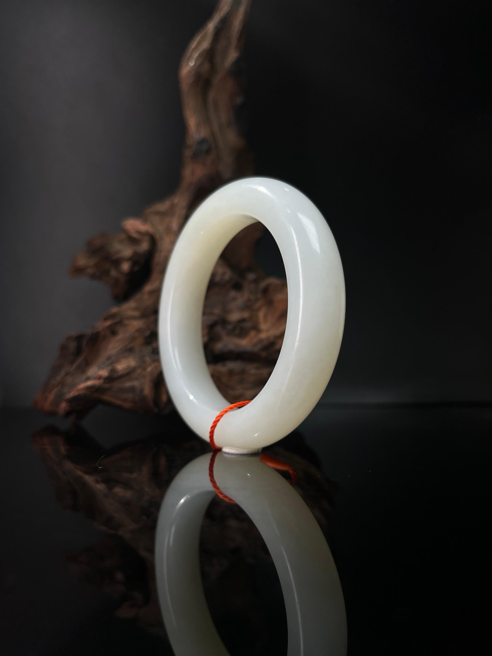 和田白玉手镯（54.5卡）（yc241382）