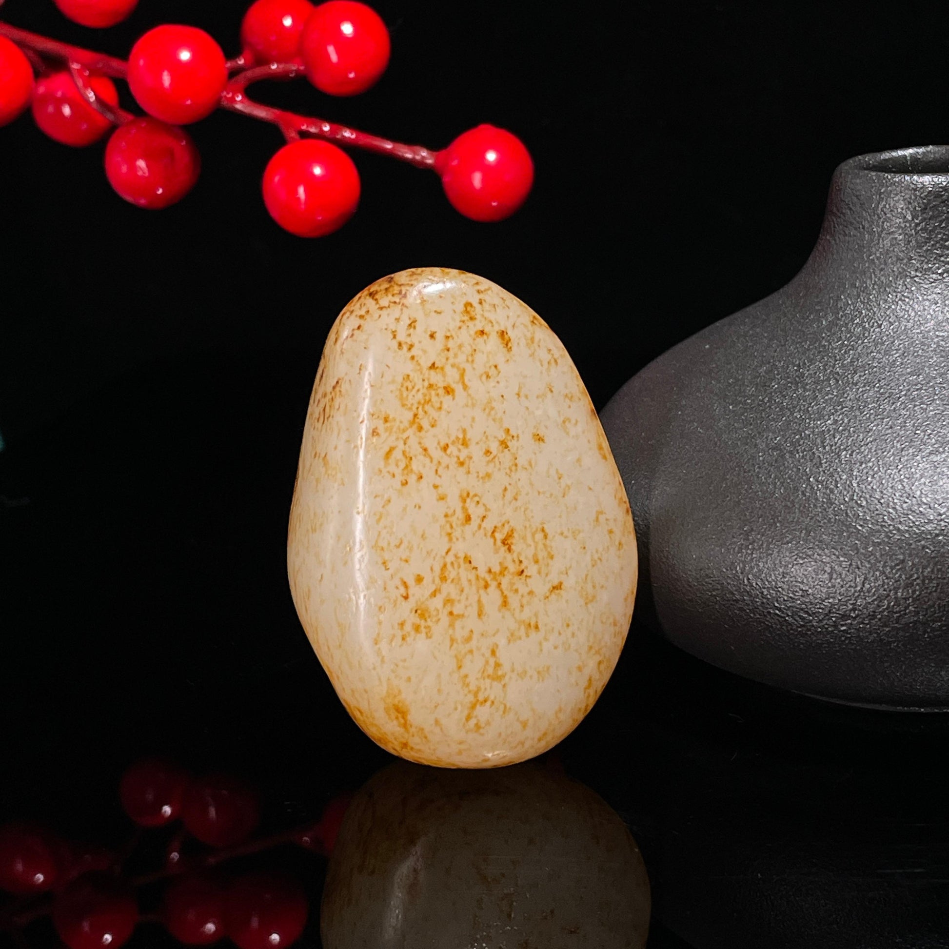 新疆和田玉“满滩金絮”白玉通体洒金皮籽料（yc445997）