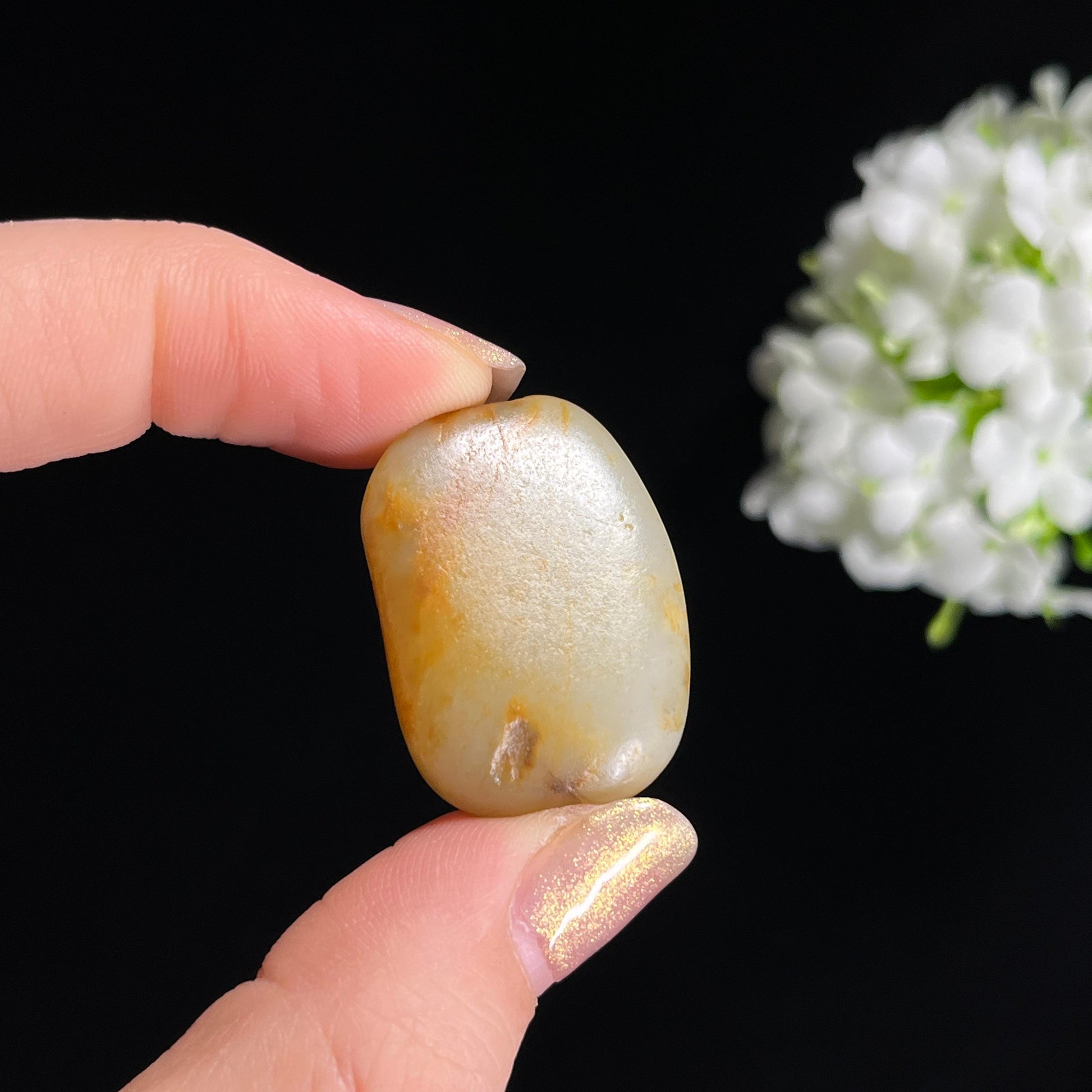 和田玉青白玉洒金皮“玉抱金晖”籽料原石（yc301939）