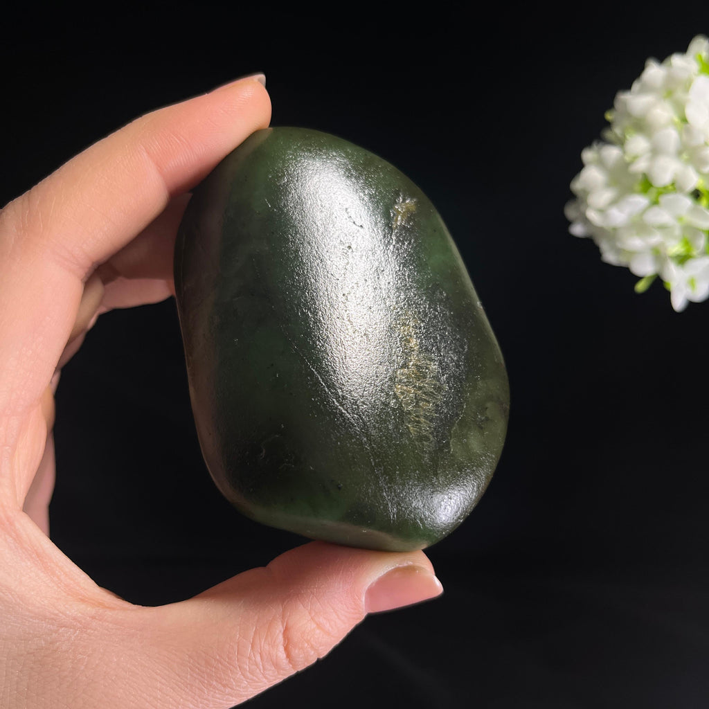 和田玉碧玉“墨涧纤痕”籽料原石（yc280337）