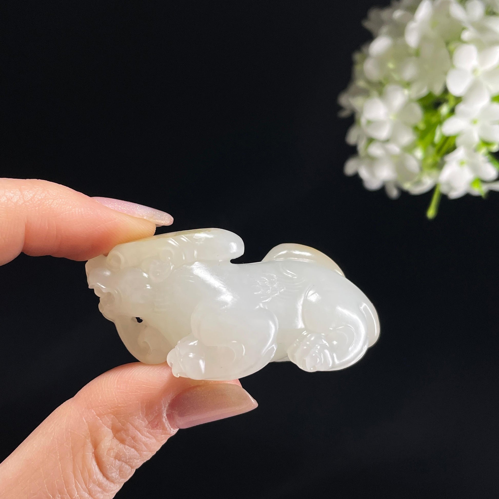 和田玉白玉洒金皮“金貅恒通”籽料貔貅雕刻（yc355902）