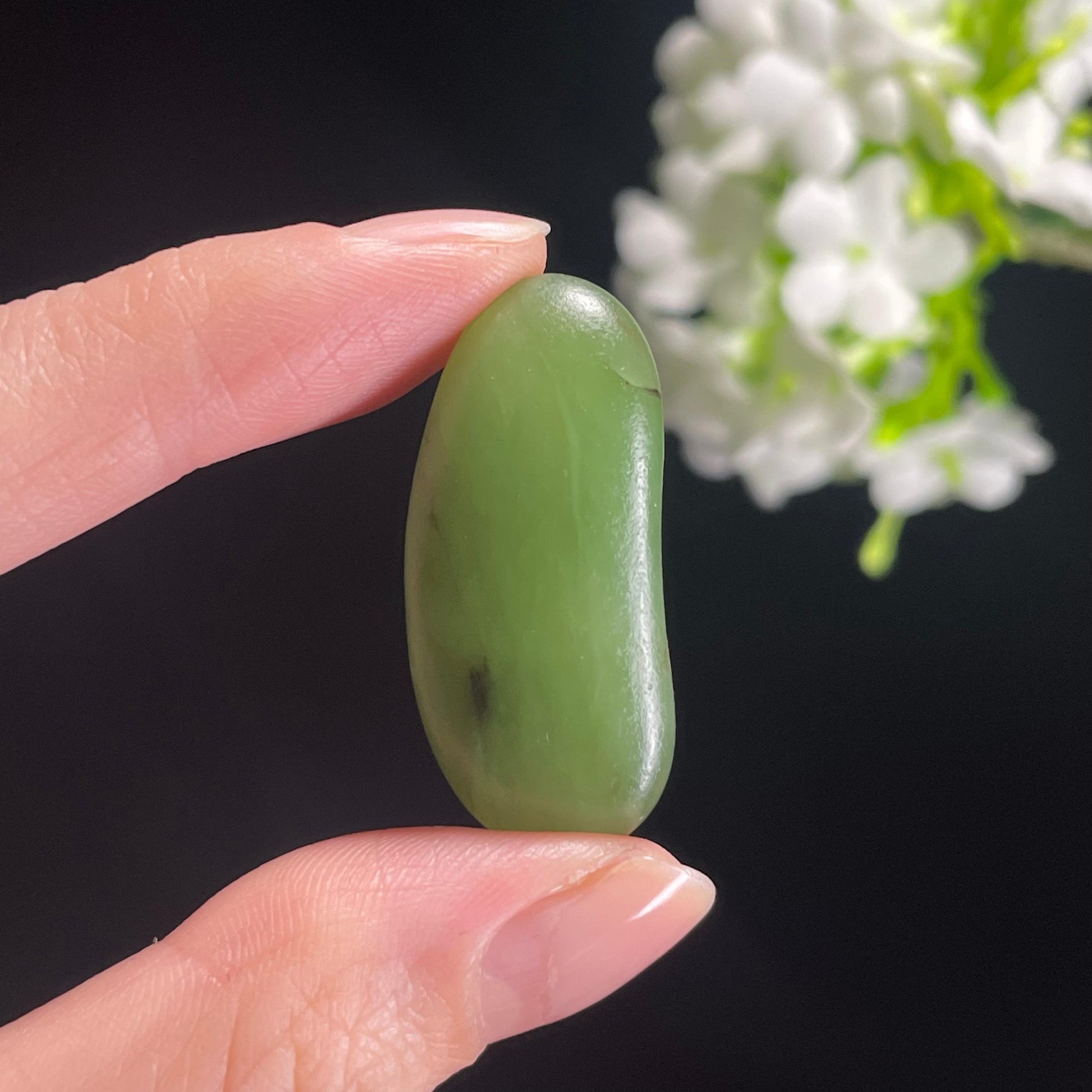 和田玉青玉“竹影新叶”籽料原石（yc311967）