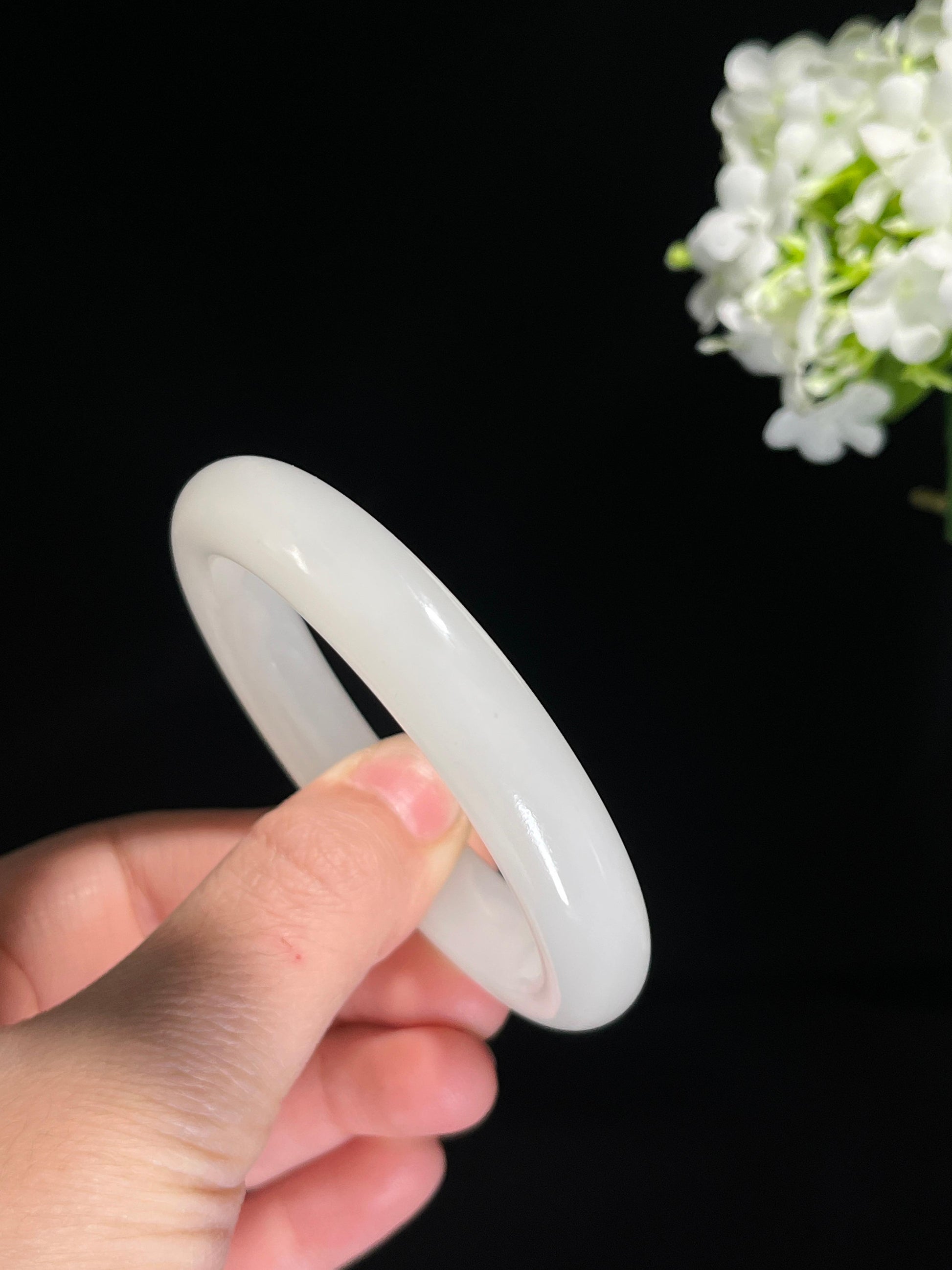 新疆天然和田玉羊脂白玉手镯精品3（卡55）（yc258358）