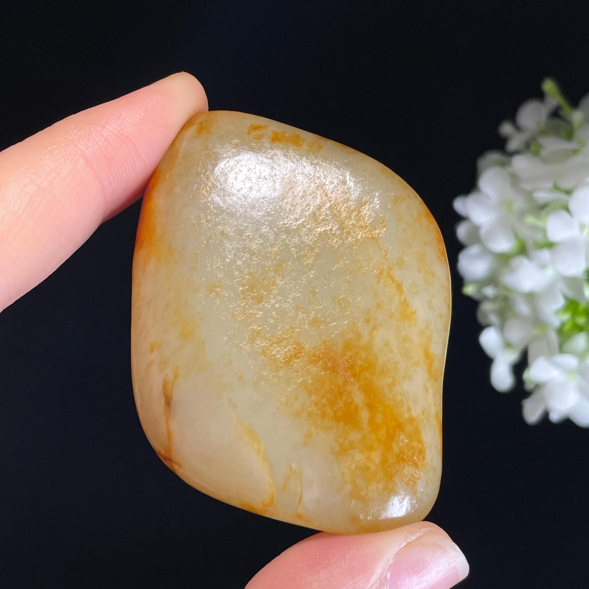 新疆和田玉“双彩凝景”白玉洒金皮聚红皮籽料（yc442529）