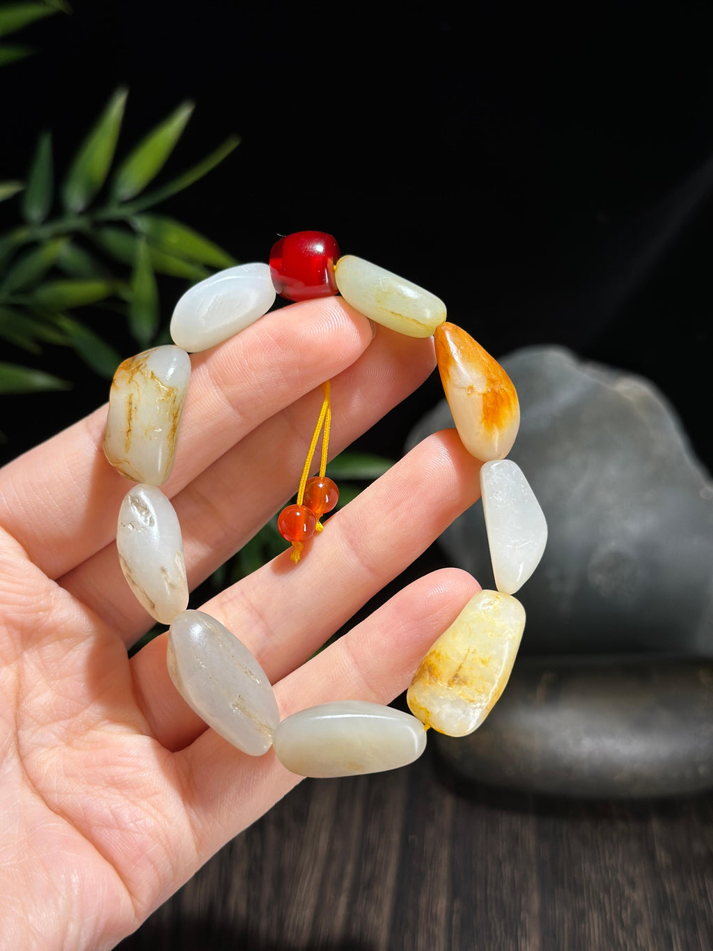 新疆和田玉红皮洒金皮原籽手串（9颗）（yc712833）