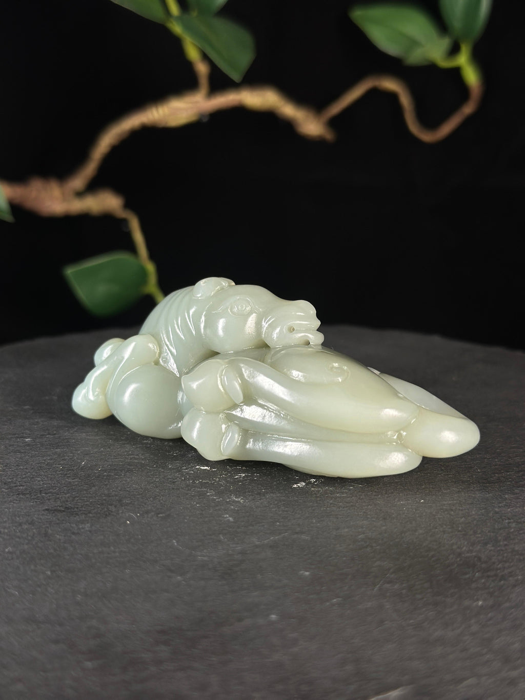 和田玉.且末料卧马手把件（yc777055）