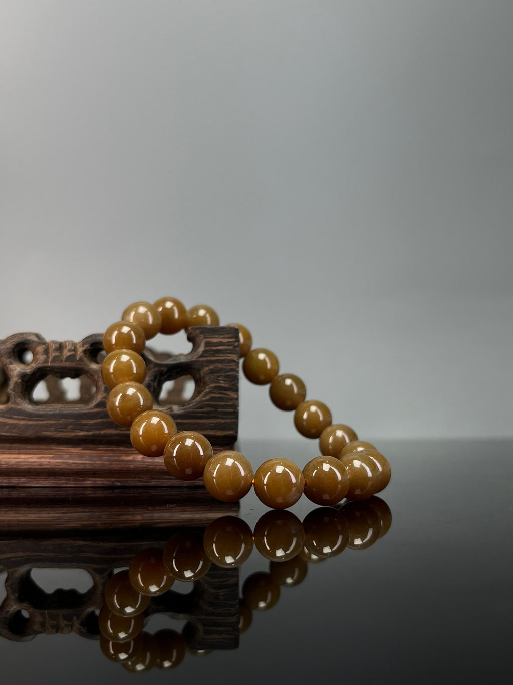 新疆和田玉且末糖料手串（秒）（yc234042）