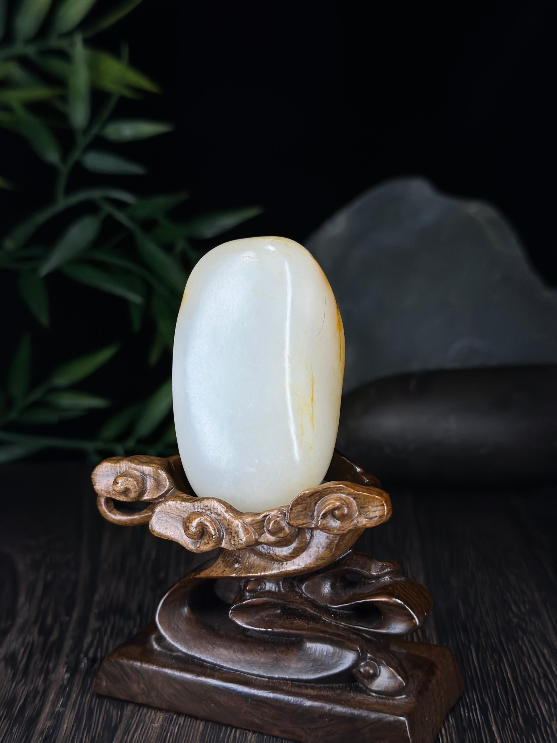 新疆和田玉珍品白玉洒金皮籽料手把件（yc712594）